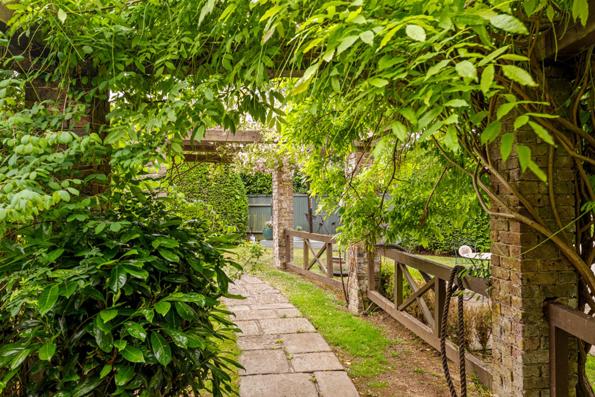 7 bed detached house for sale in Park View Road, Woldingham, CR3  - Property Image 51