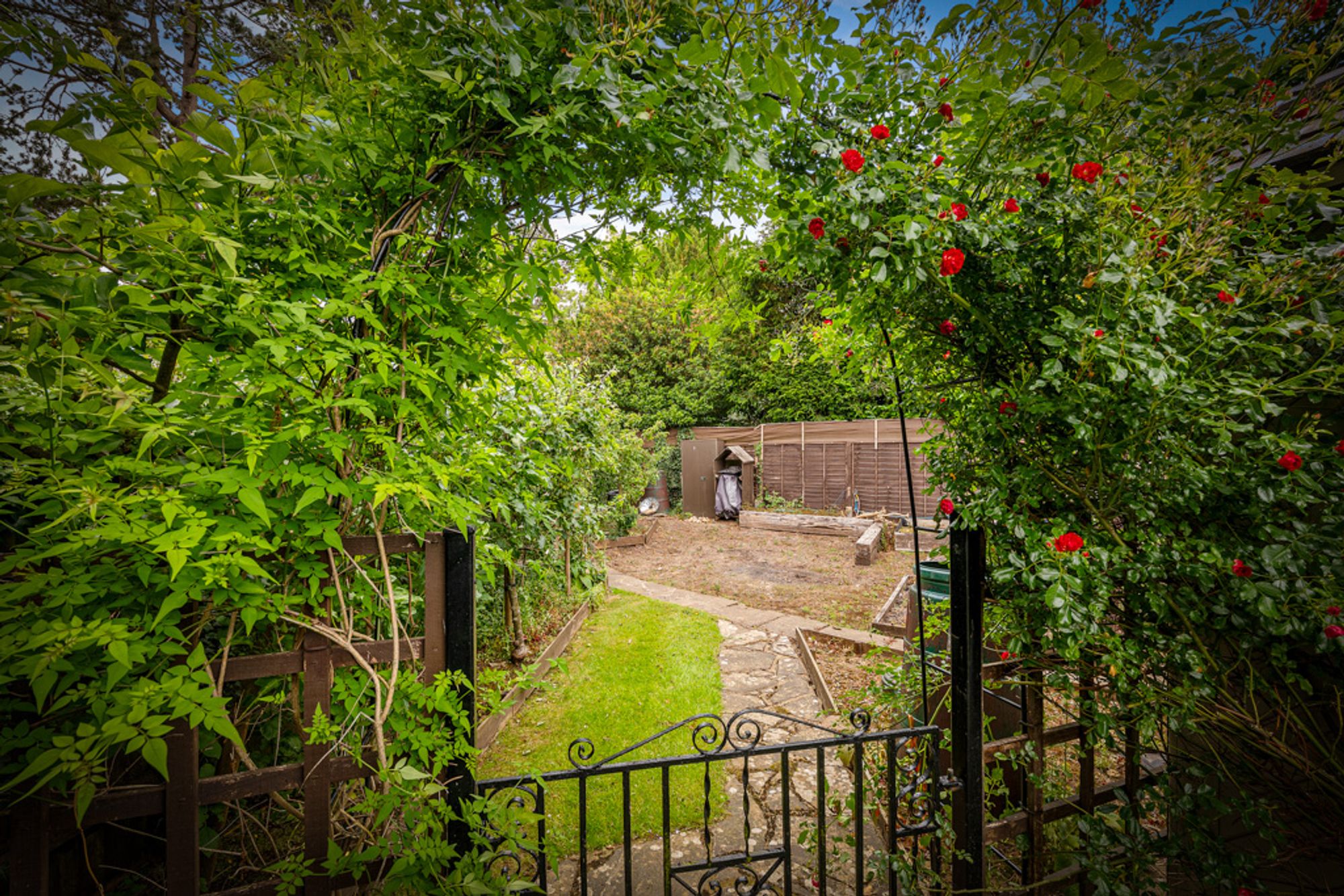7 bed detached house for sale in Park View Road, Woldingham, CR3  - Property Image 53