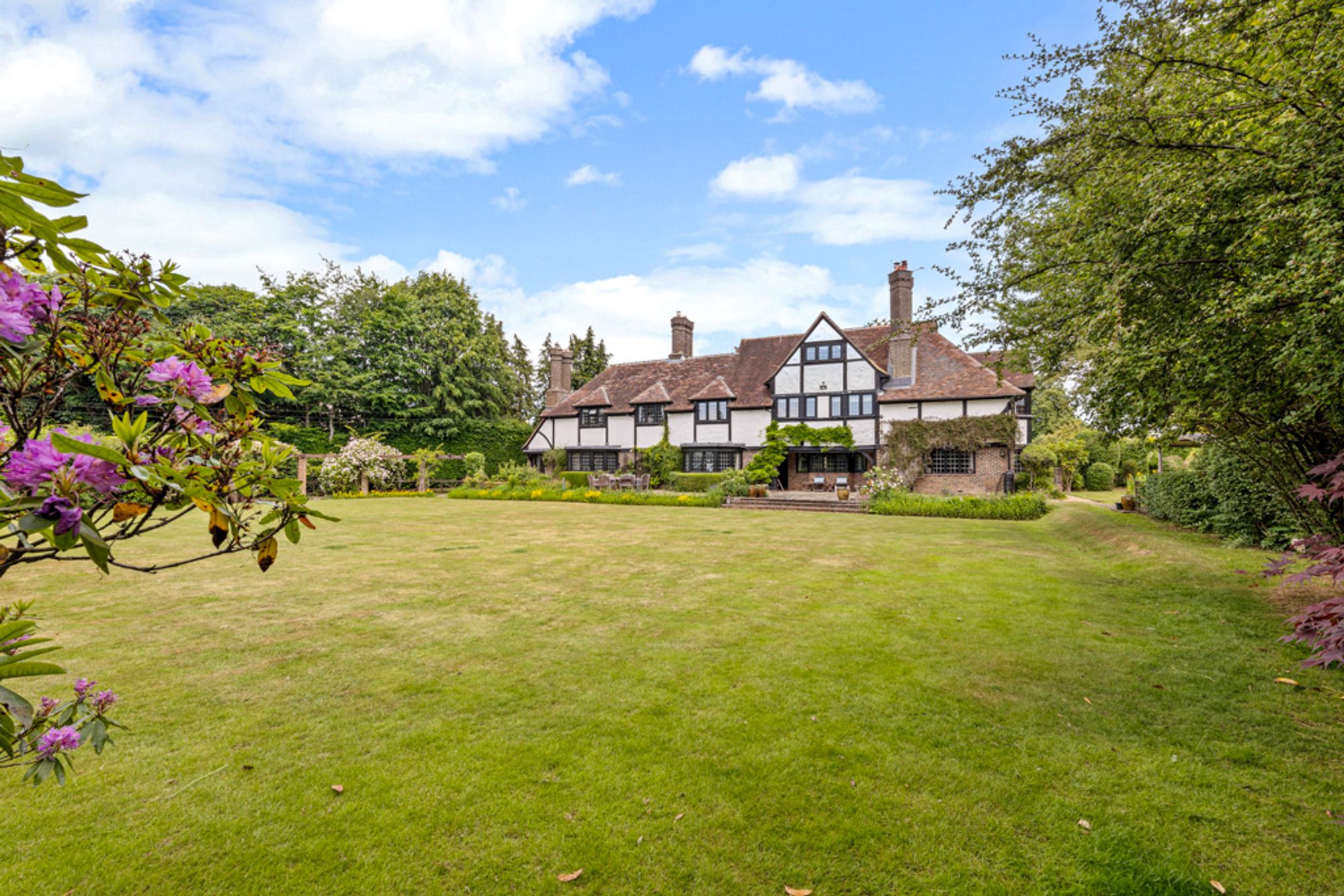 7 bed detached house for sale in Park View Road, Woldingham, CR3  - Property Image 56