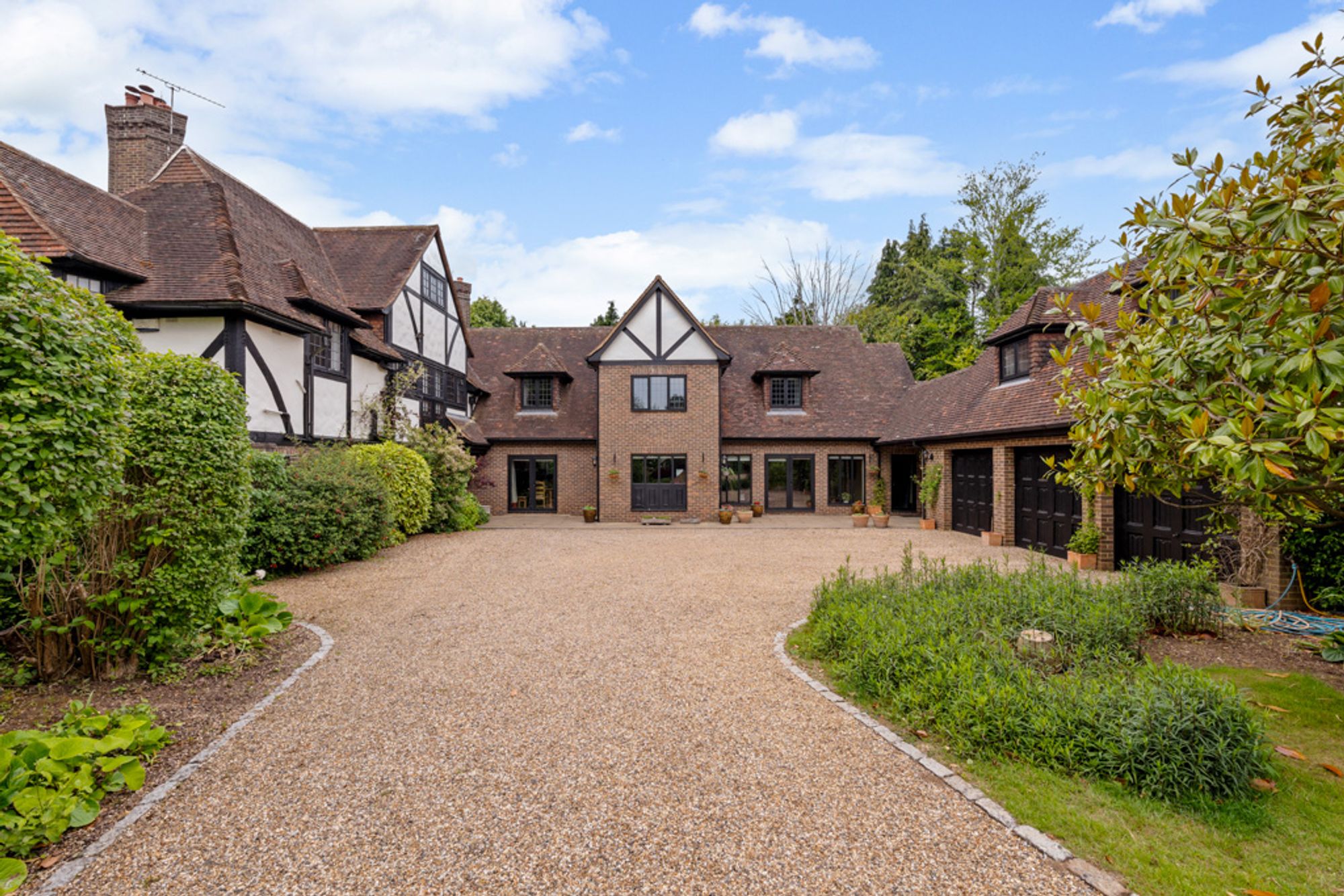 7 bed detached house for sale in Park View Road, Woldingham, CR3  - Property Image 60