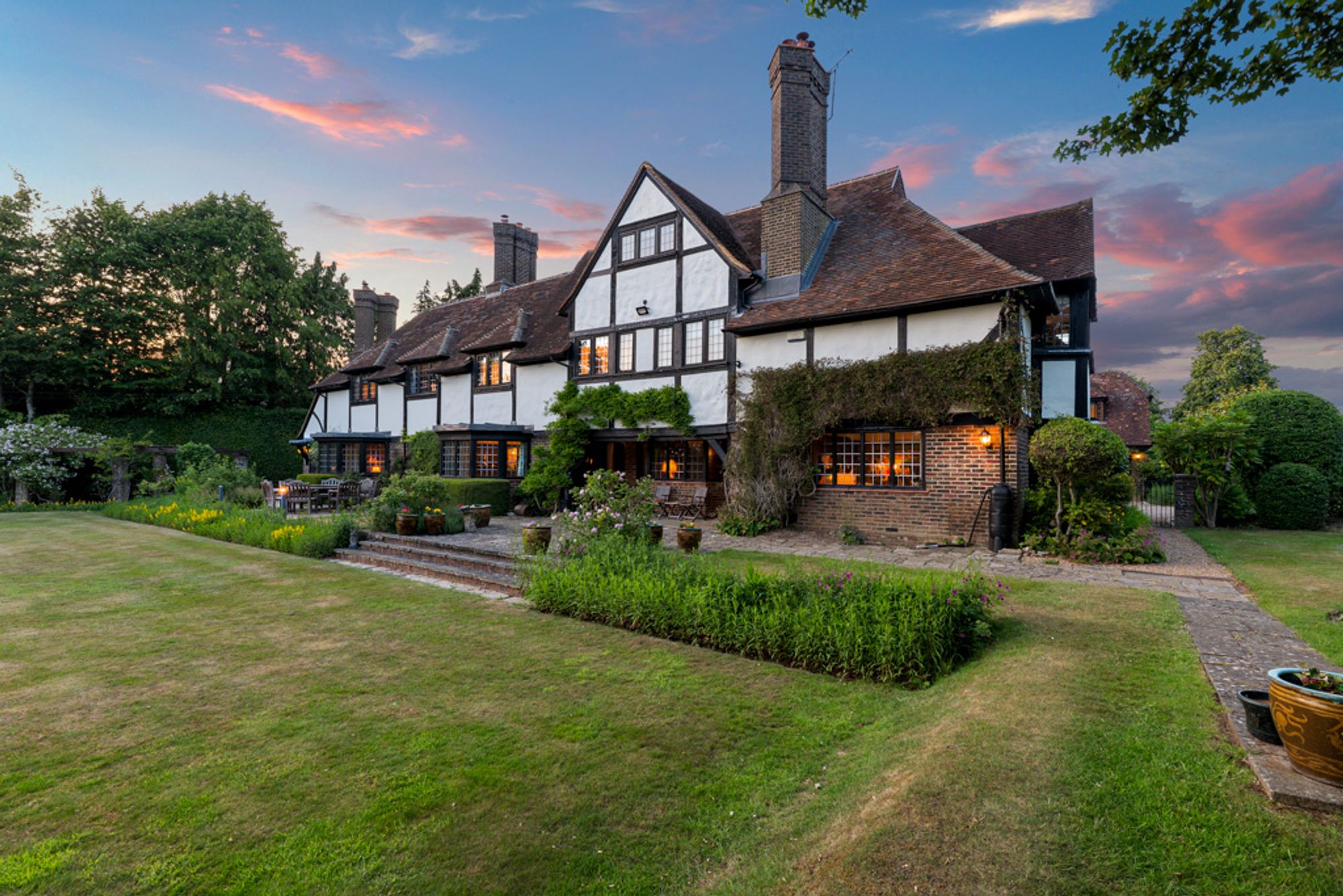 7 bed detached house for sale in Park View Road, Woldingham, CR3  - Property Image 65