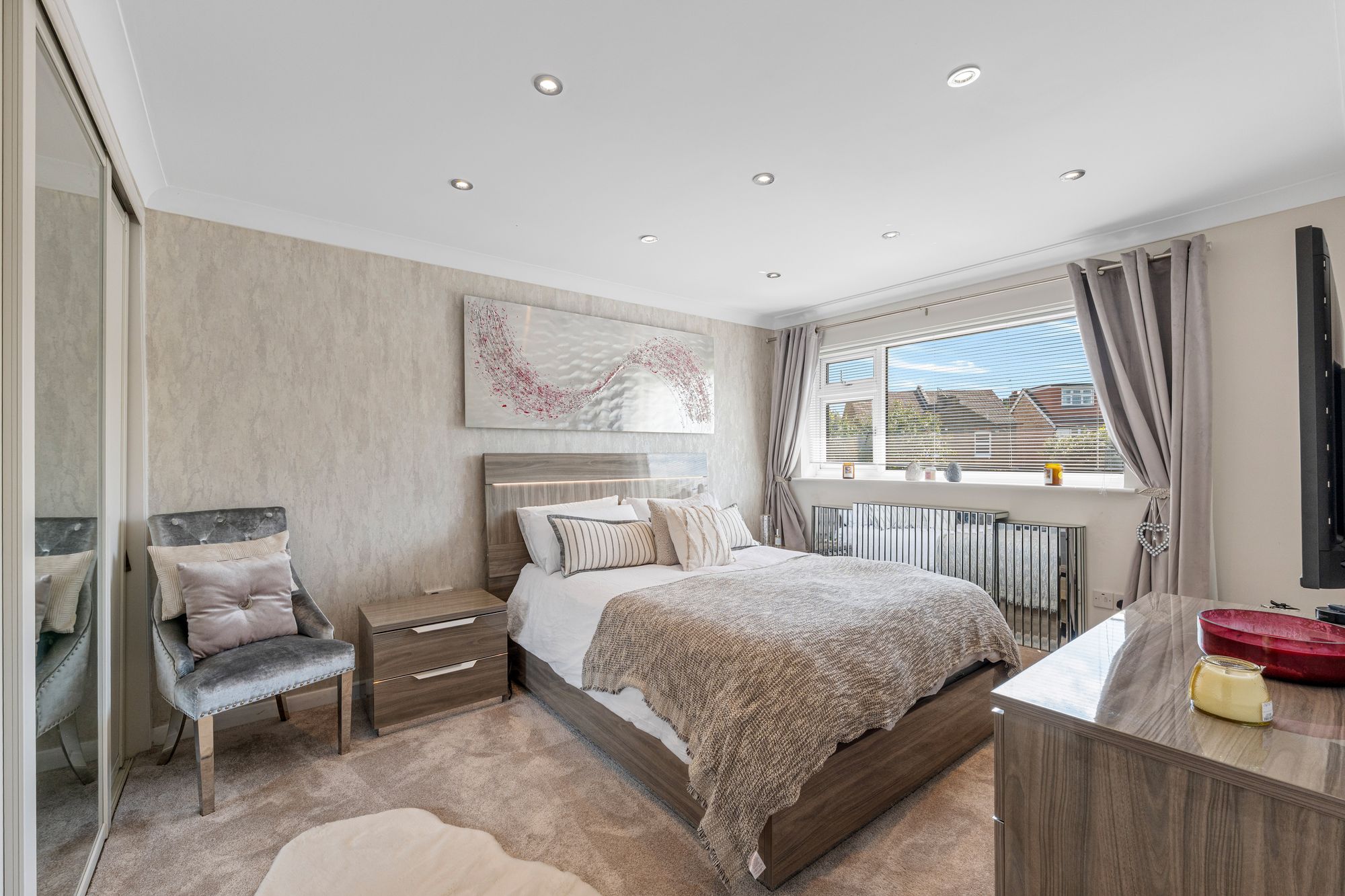 3 bed semi-detached house for sale in Credenhall Drive, Bromley, BR2  - Property Image 14