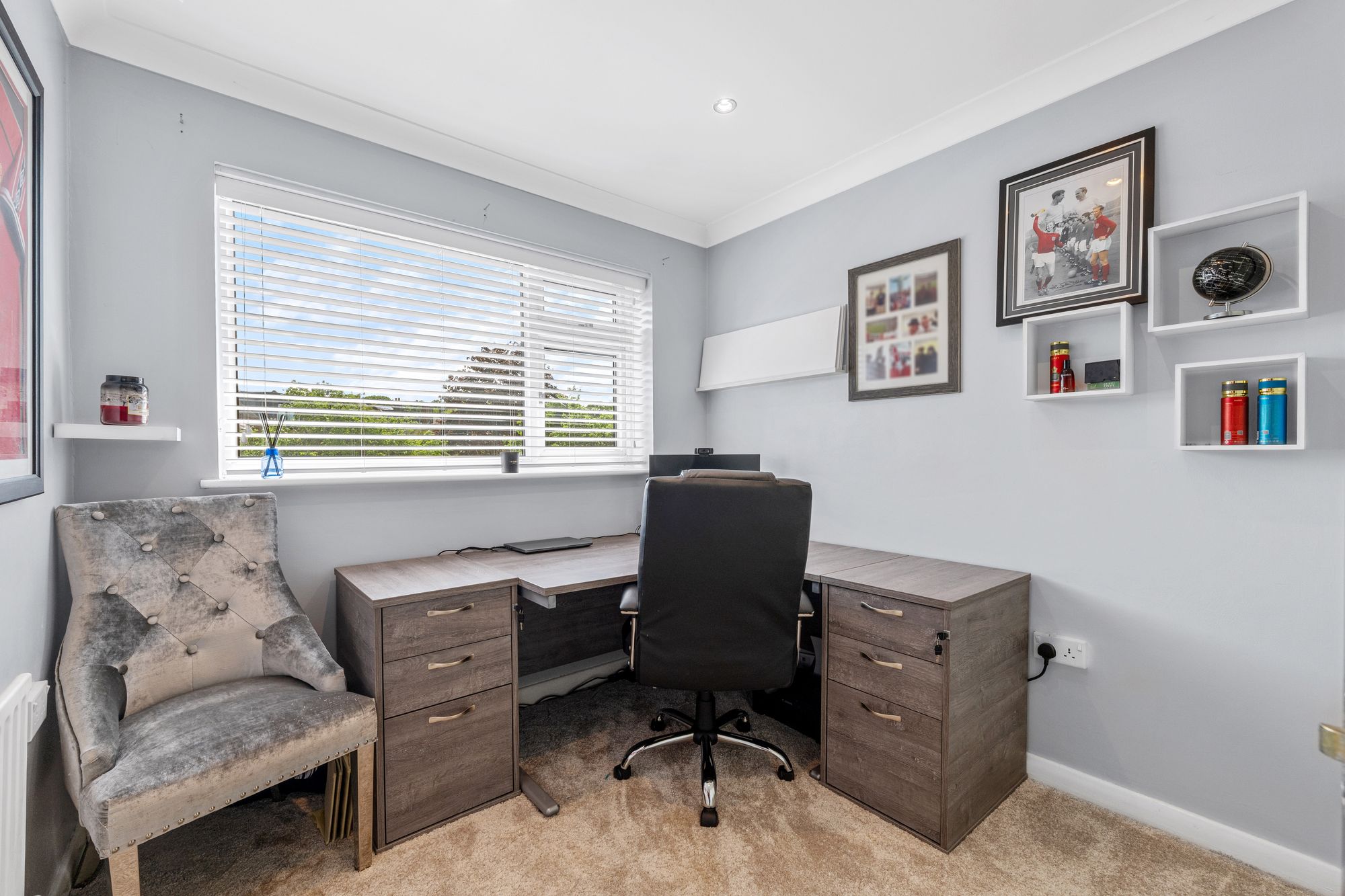 3 bed semi-detached house for sale in Credenhall Drive, Bromley, BR2  - Property Image 15