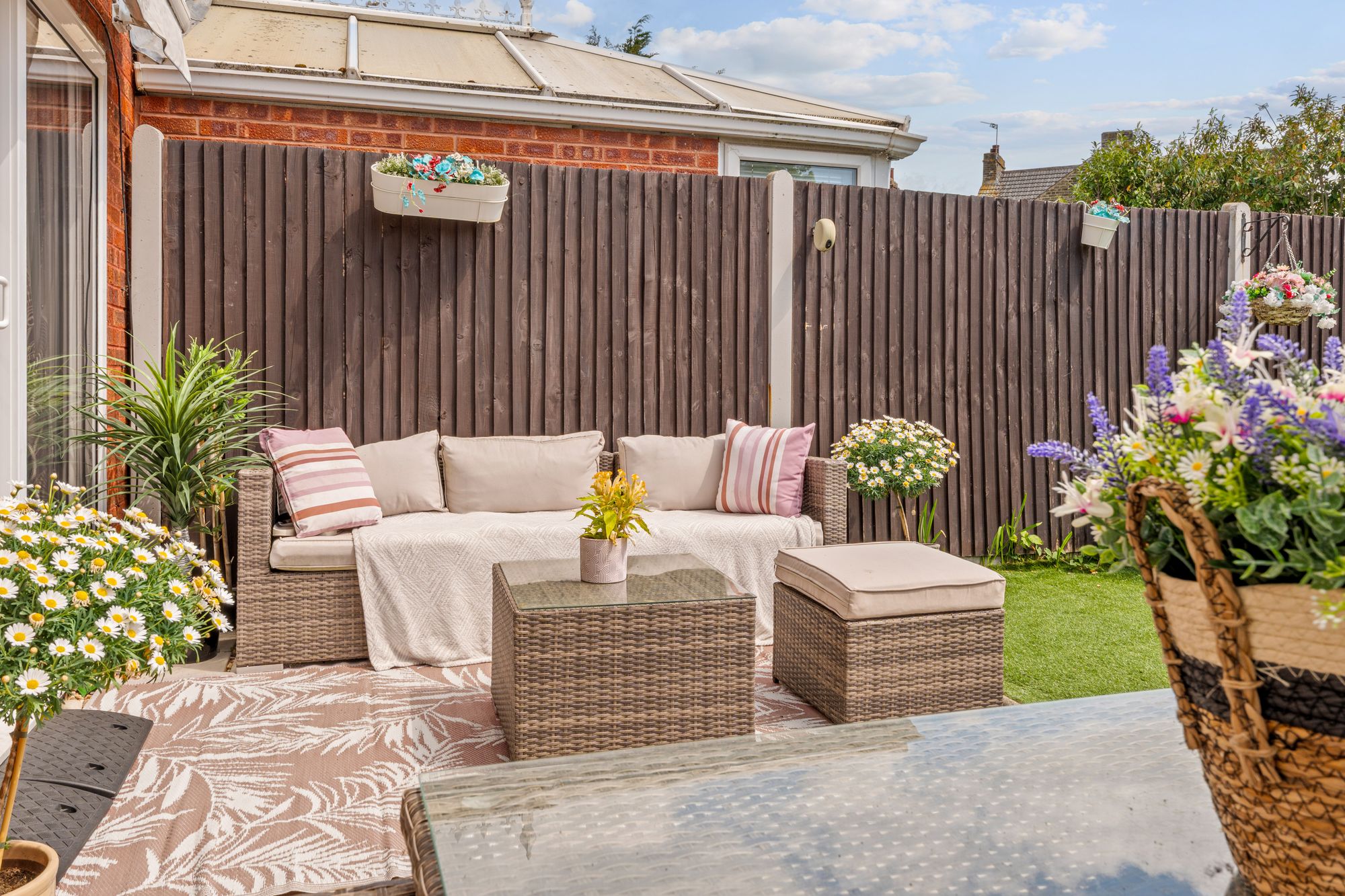 3 bed semi-detached house for sale in Credenhall Drive, Bromley, BR2  - Property Image 22