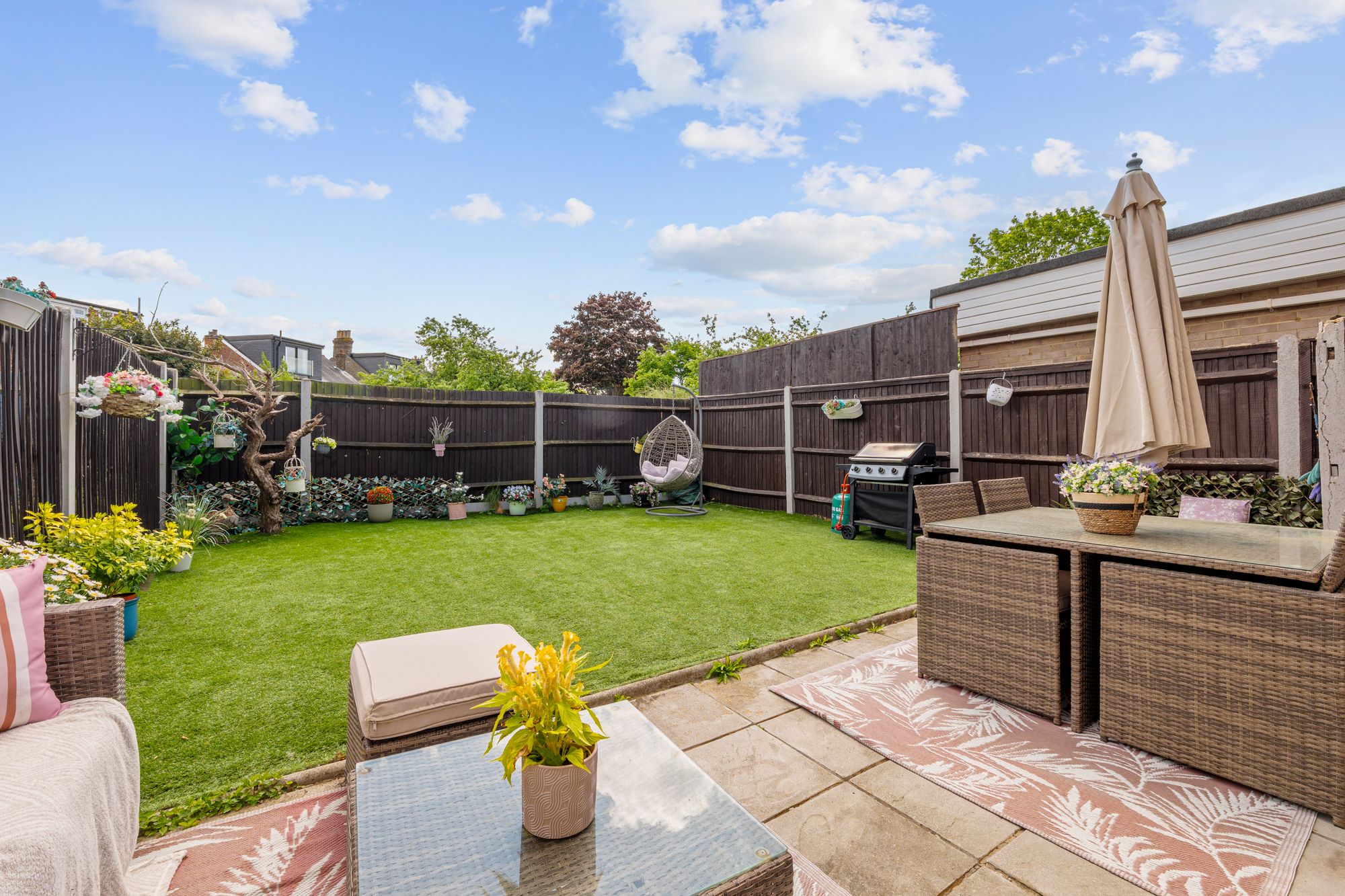 3 bed semi-detached house for sale in Credenhall Drive, Bromley, BR2  - Property Image 6