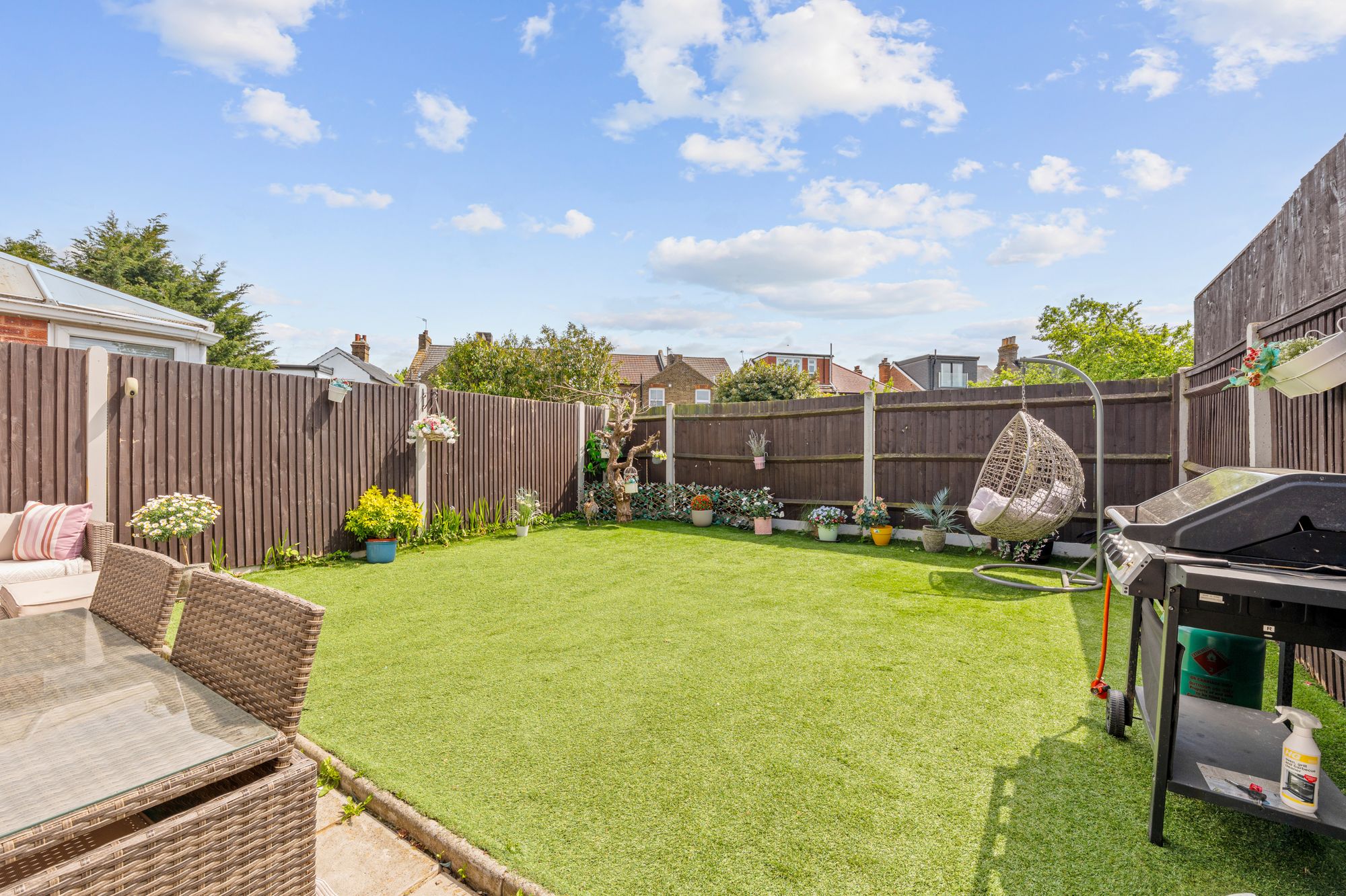 3 bed semi-detached house for sale in Credenhall Drive, Bromley, BR2  - Property Image 25