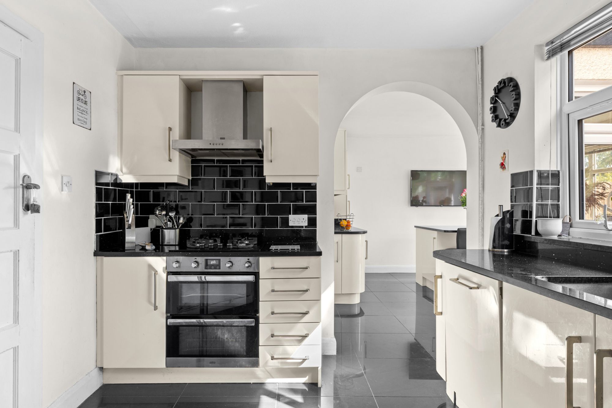 4 bed semi-detached house for sale in Brian Avenue, South Croydon, CR2 - Property Image 4