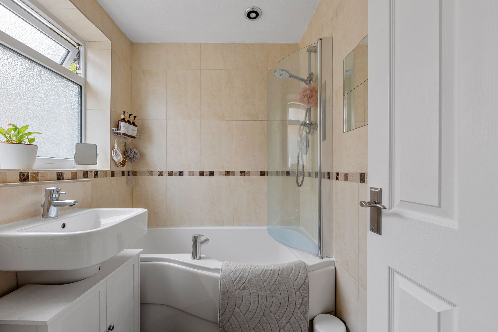 2 bed maisonette for sale in Swallowdale, South Croydon, CR2  - Property Image 11