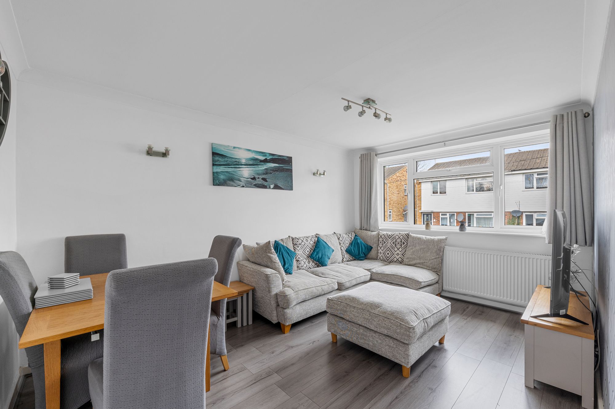 2 bed maisonette for sale in Swallowdale, South Croydon, CR2