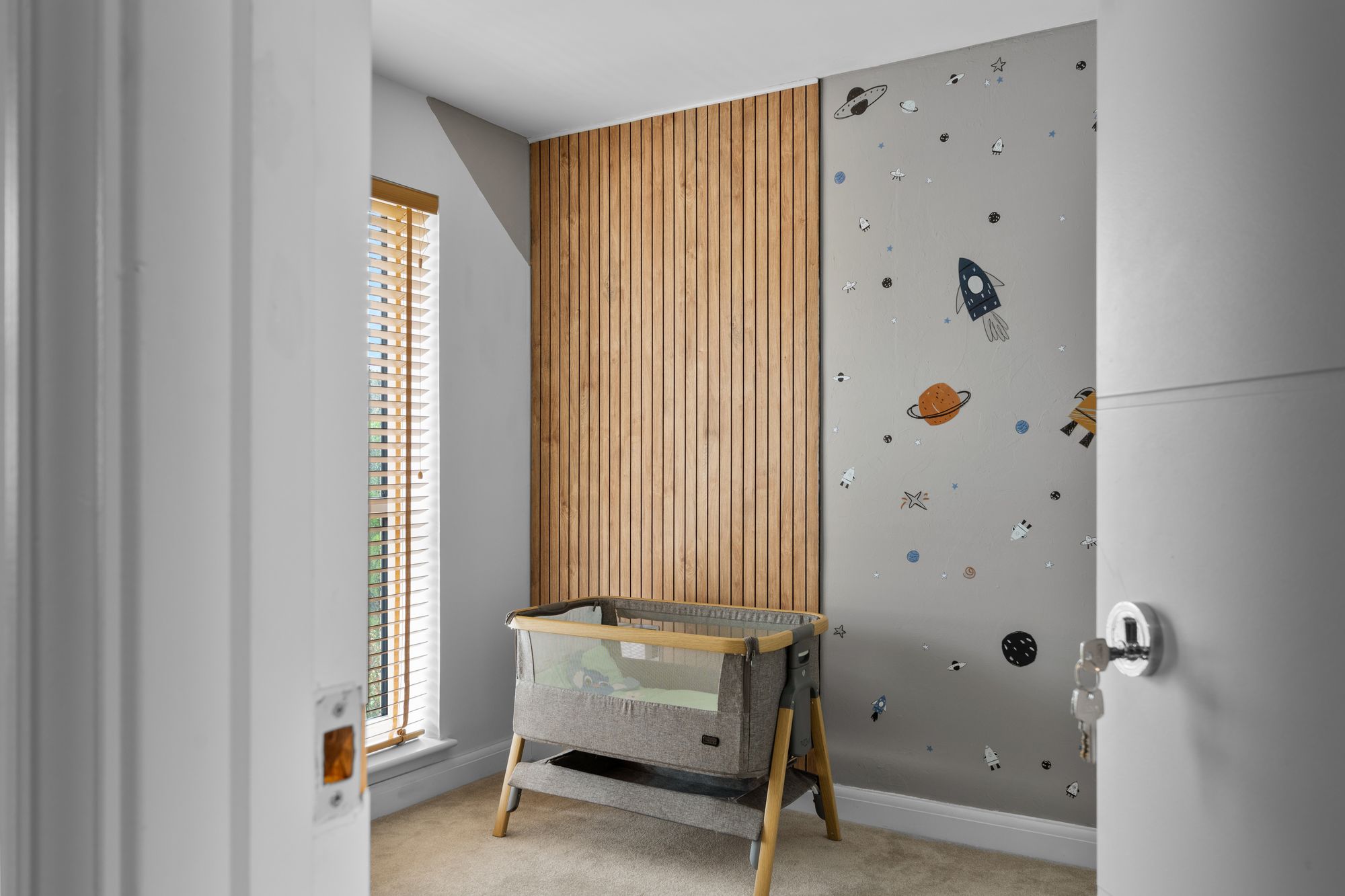 3 bed semi-detached house for sale in Harewood Gardens, South Croydon, CR2 - Property Image 8