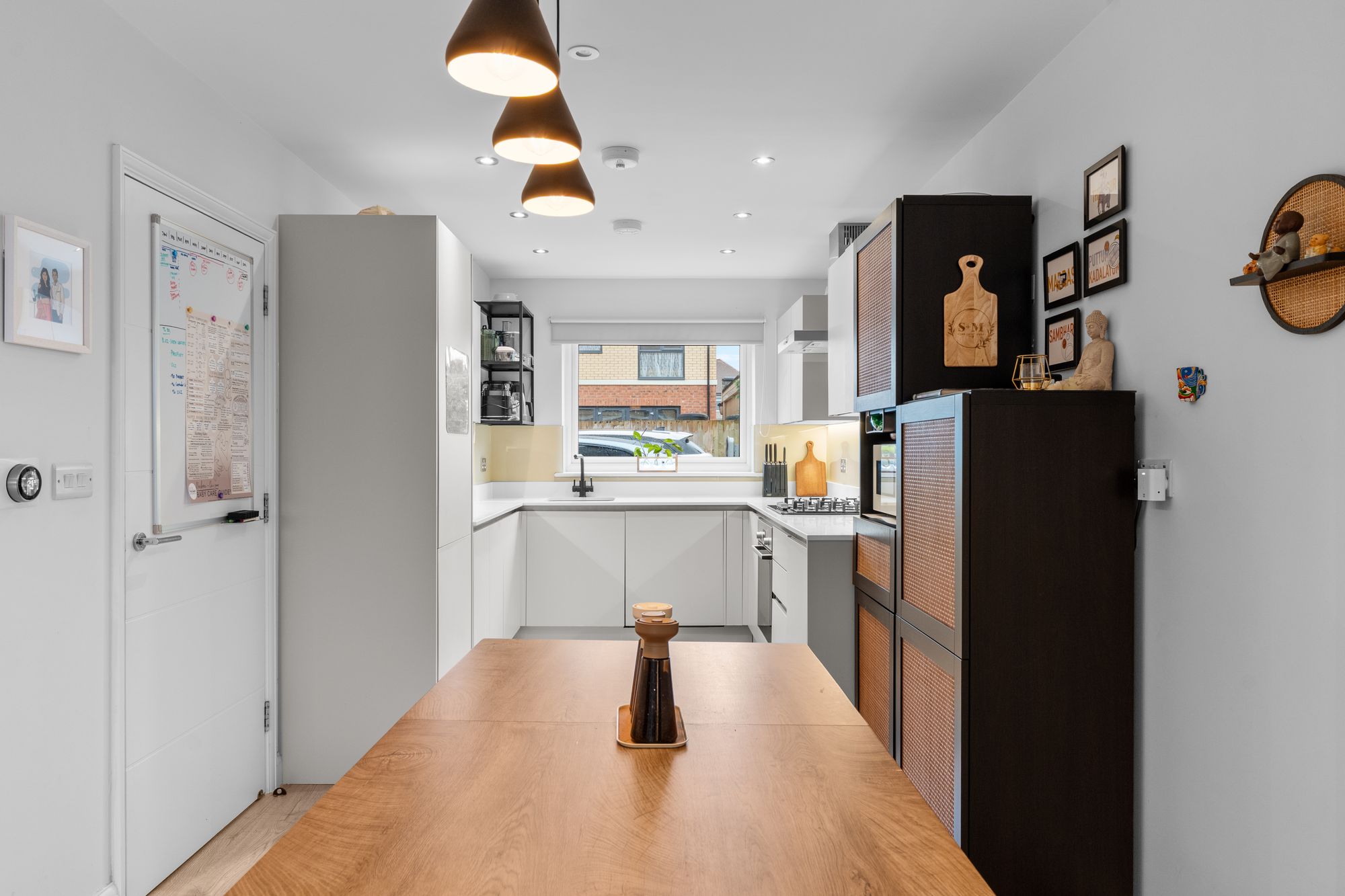 3 bed semi-detached house for sale in Harewood Gardens, South Croydon, CR2 - Property Image 3