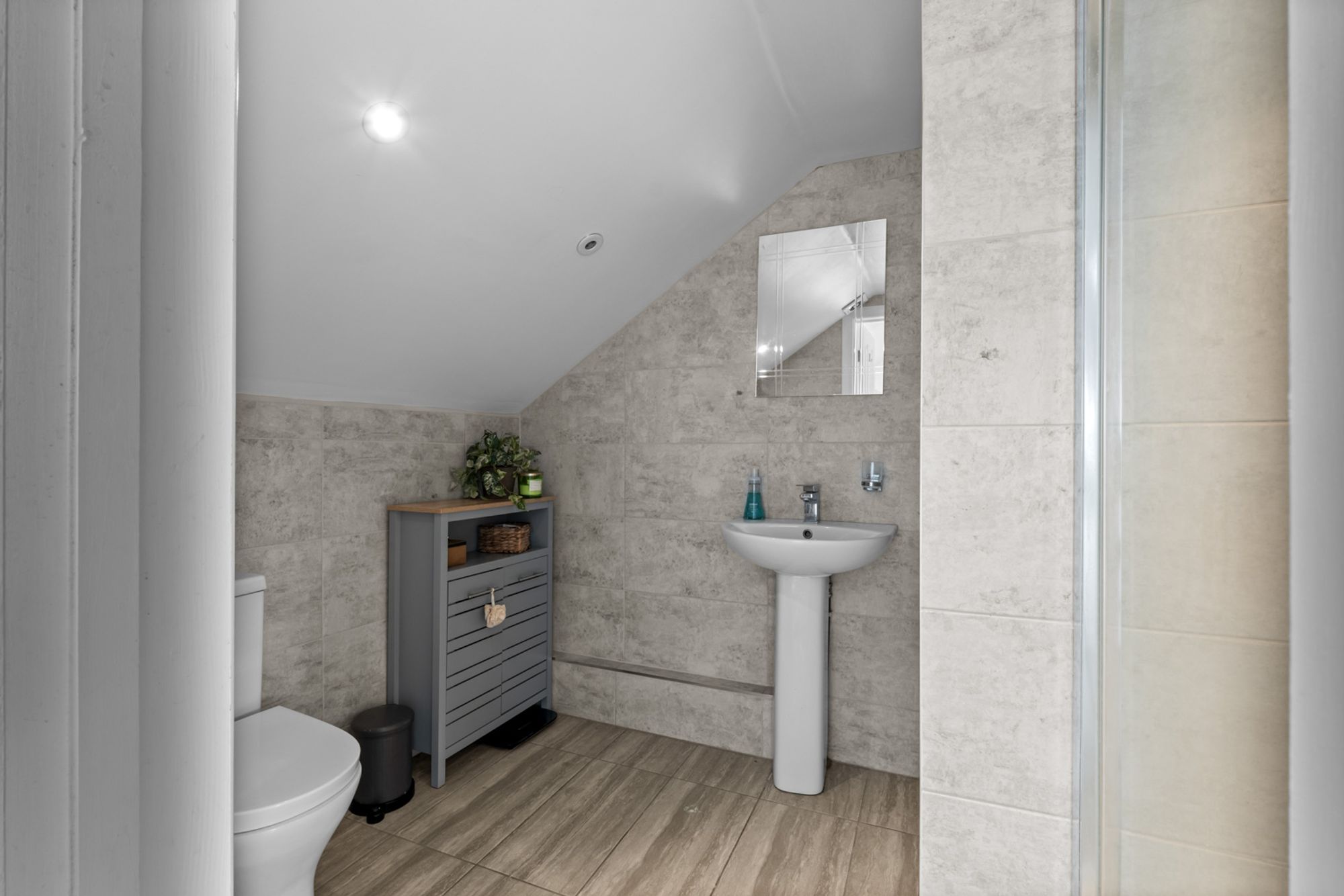 4 bed semi-detached house for sale in Godstone Road, Whyteleafe, CR3  - Property Image 8