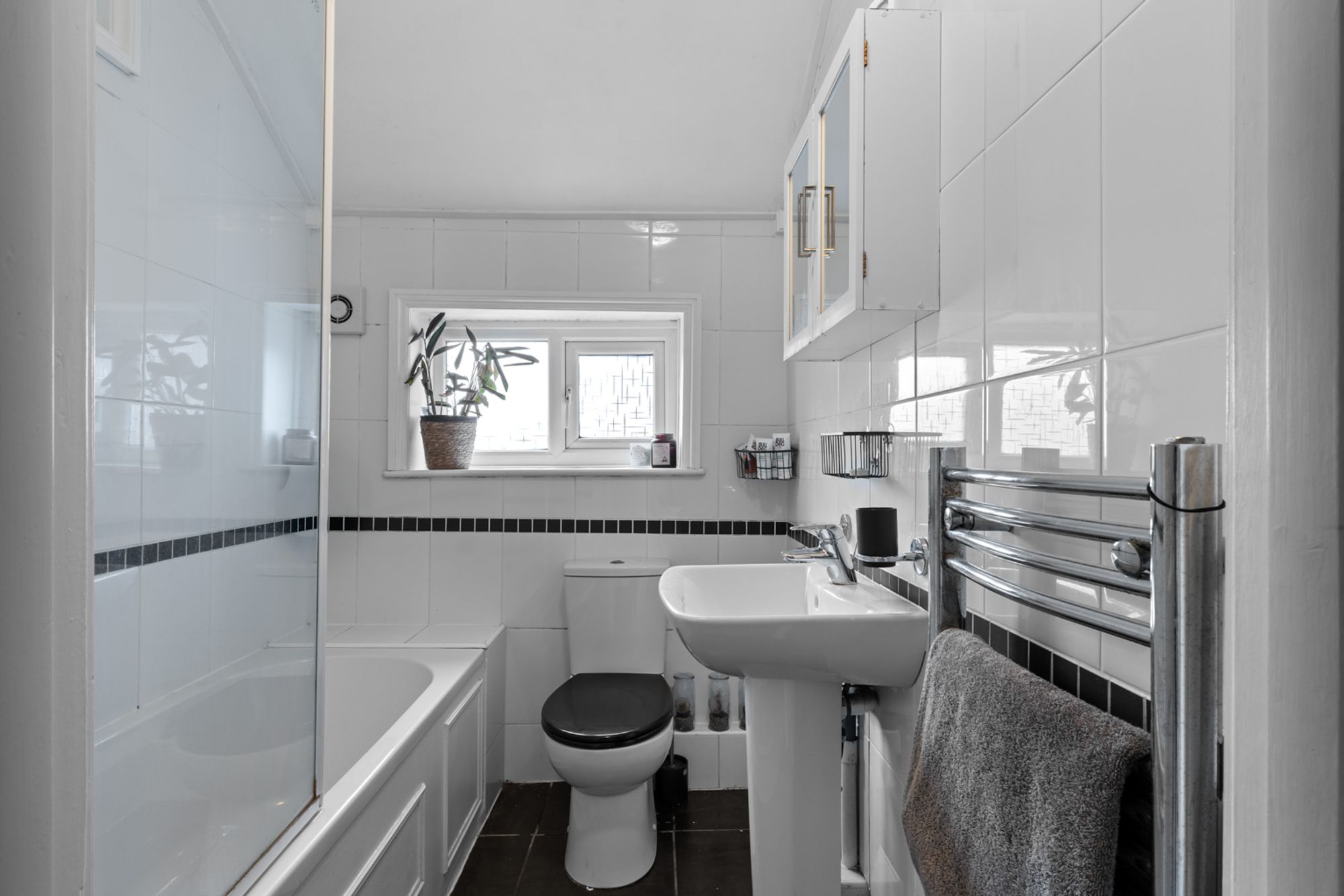 4 bed semi-detached house for sale in Godstone Road, Whyteleafe, CR3  - Property Image 14