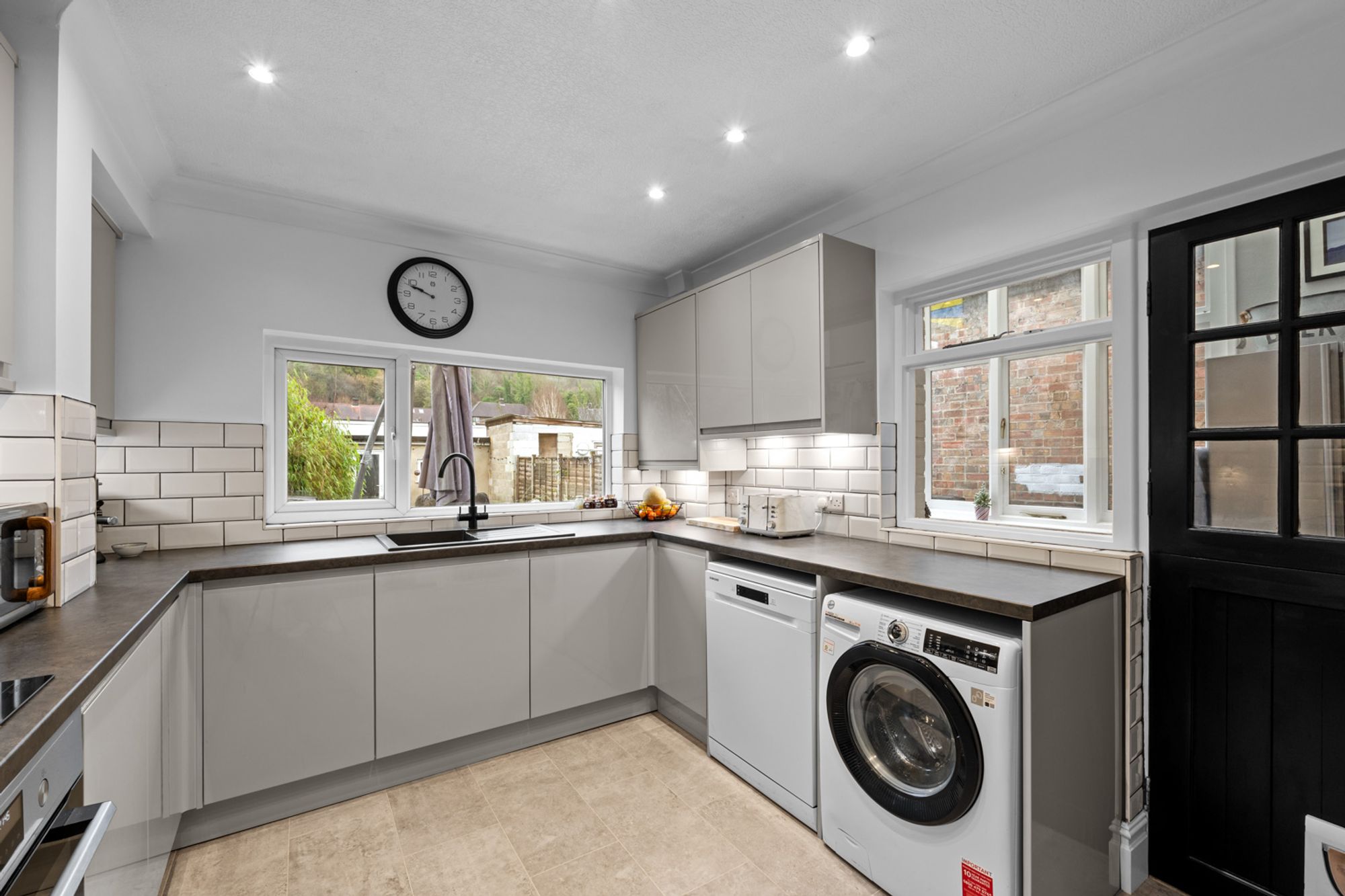 4 bed semi-detached house for sale in Godstone Road, Whyteleafe, CR3  - Property Image 12