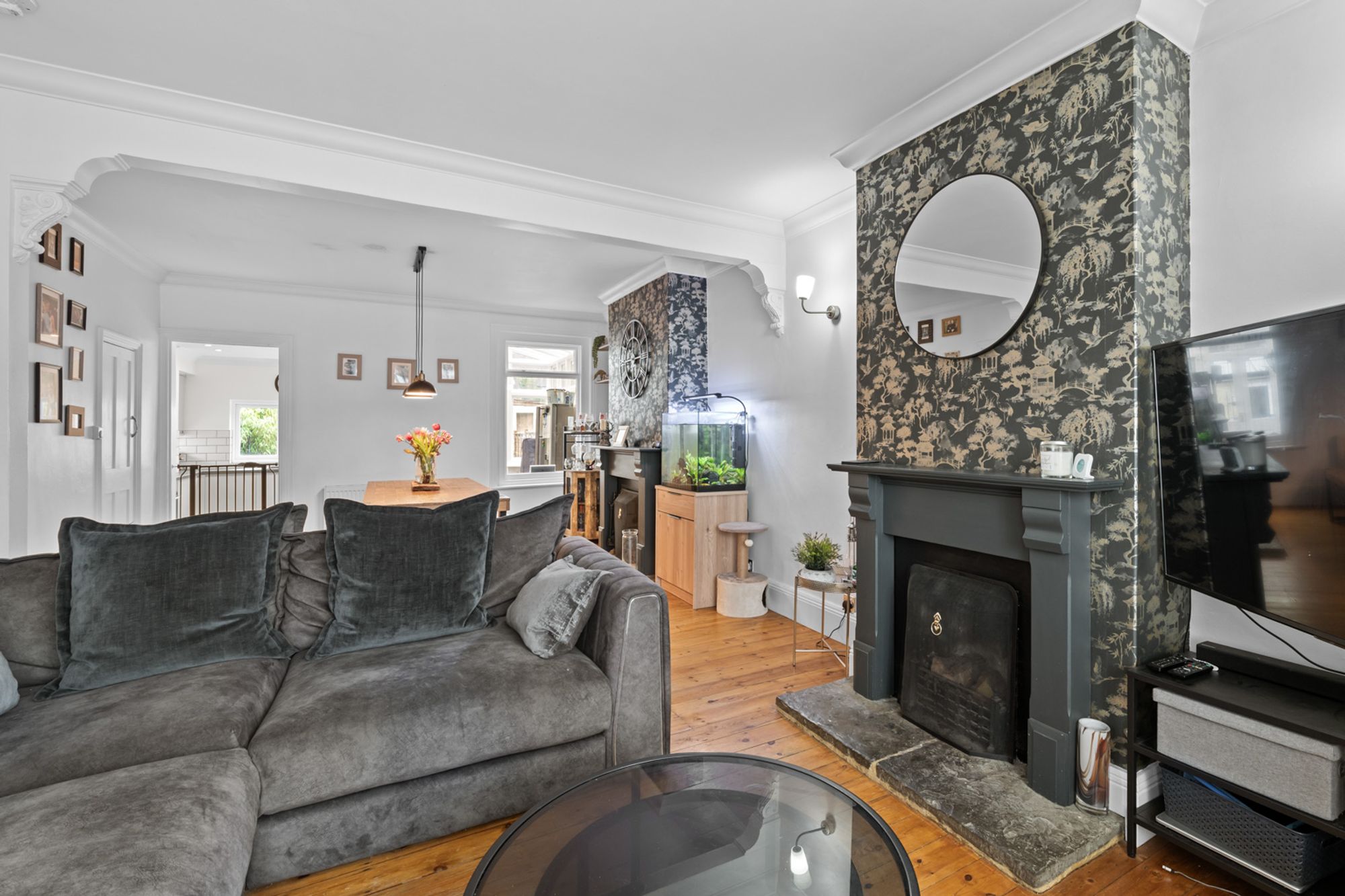 4 bed semi-detached house for sale in Godstone Road, Whyteleafe, CR3  - Property Image 25