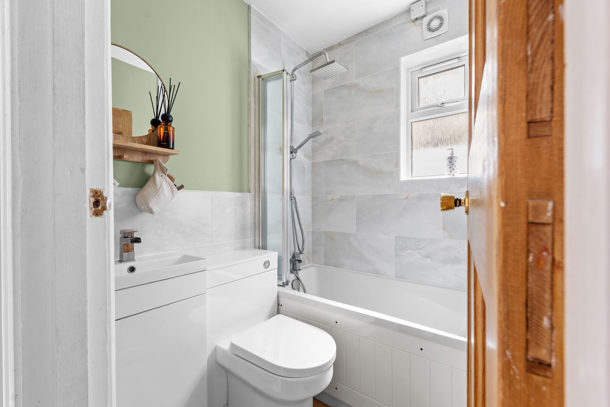 2 bed flat for sale in Oxford Road, Wallington, SM6  - Property Image 8