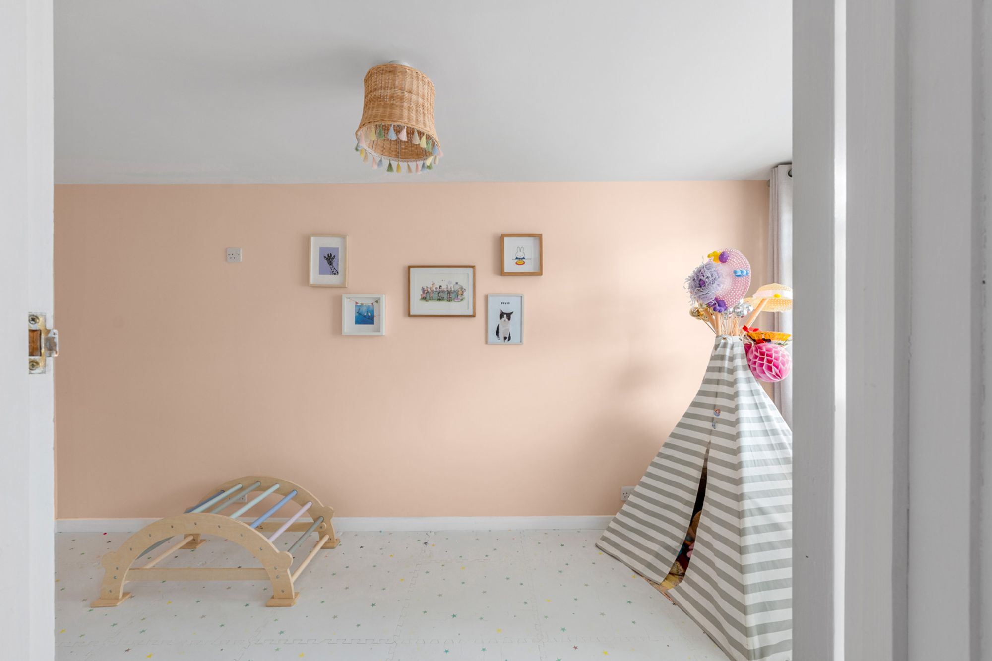 4 bed semi-detached house for sale in Derwent Drive, Purley, CR8 - Property Image 23