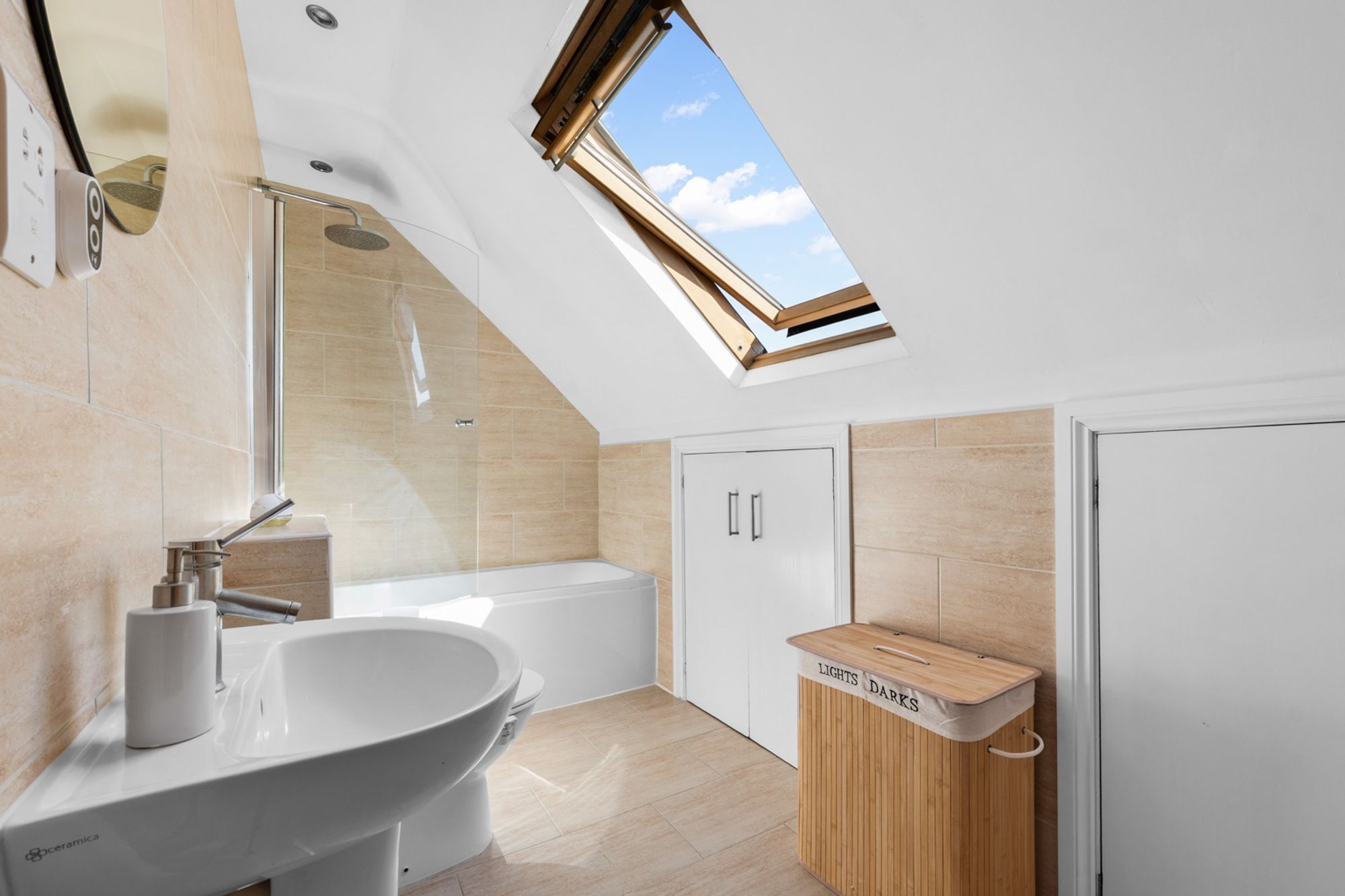 2 bed flat for sale in The Chase, Wallington, SM6 - Property Image 14