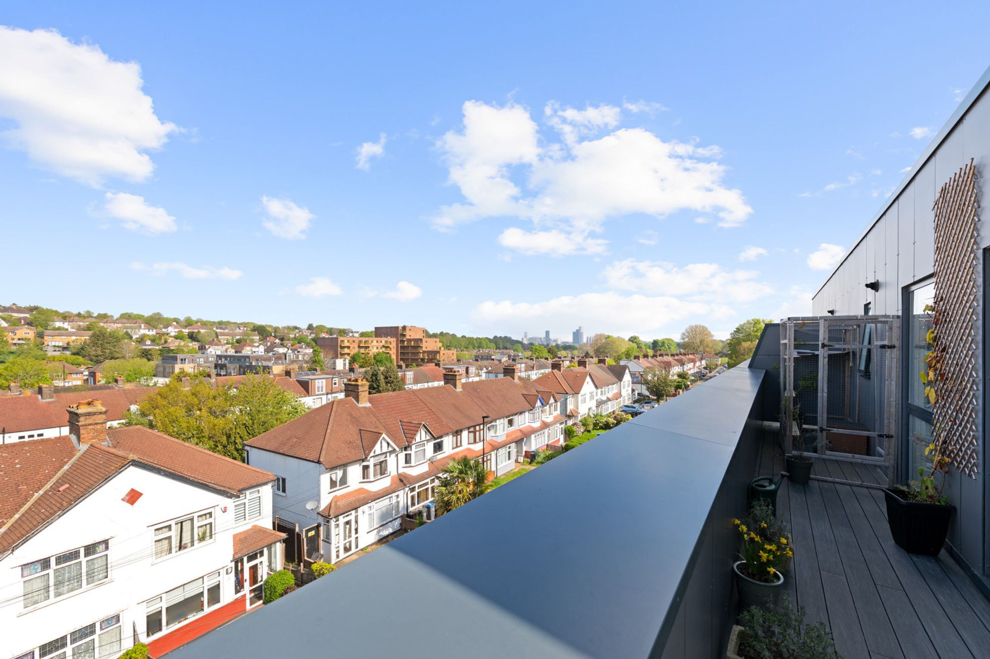 1 bed  for sale in Braemar Avenue, Longus Point, CR2