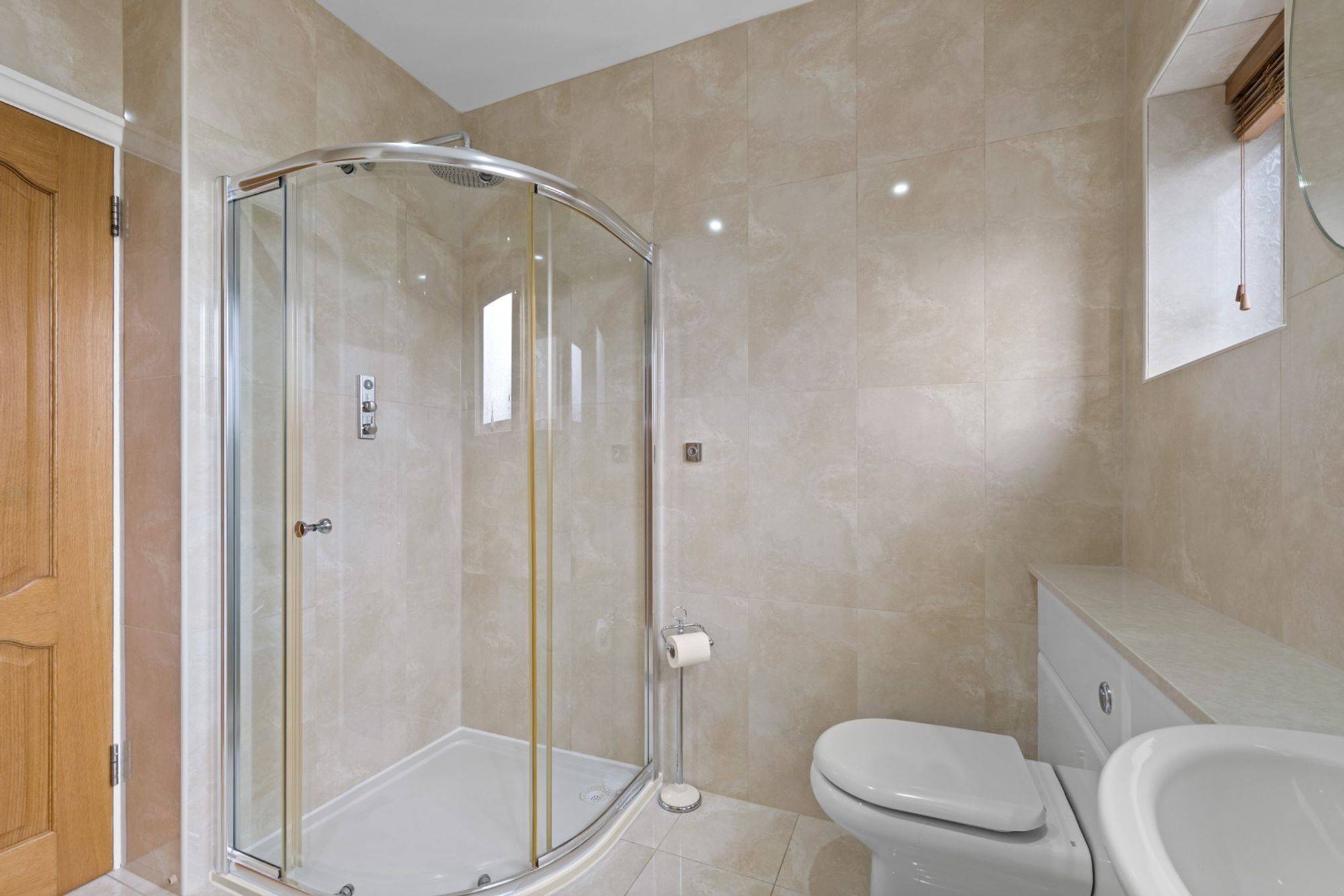 3 bed detached bungalow for sale in Princes Close, South Croydon, CR2  - Property Image 14