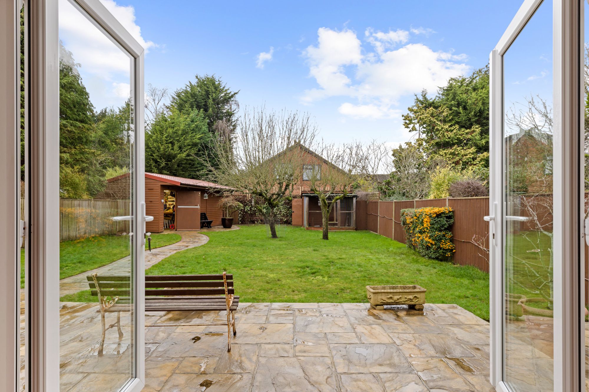 3 bed detached bungalow for sale in Princes Close, South Croydon, CR2  - Property Image 4