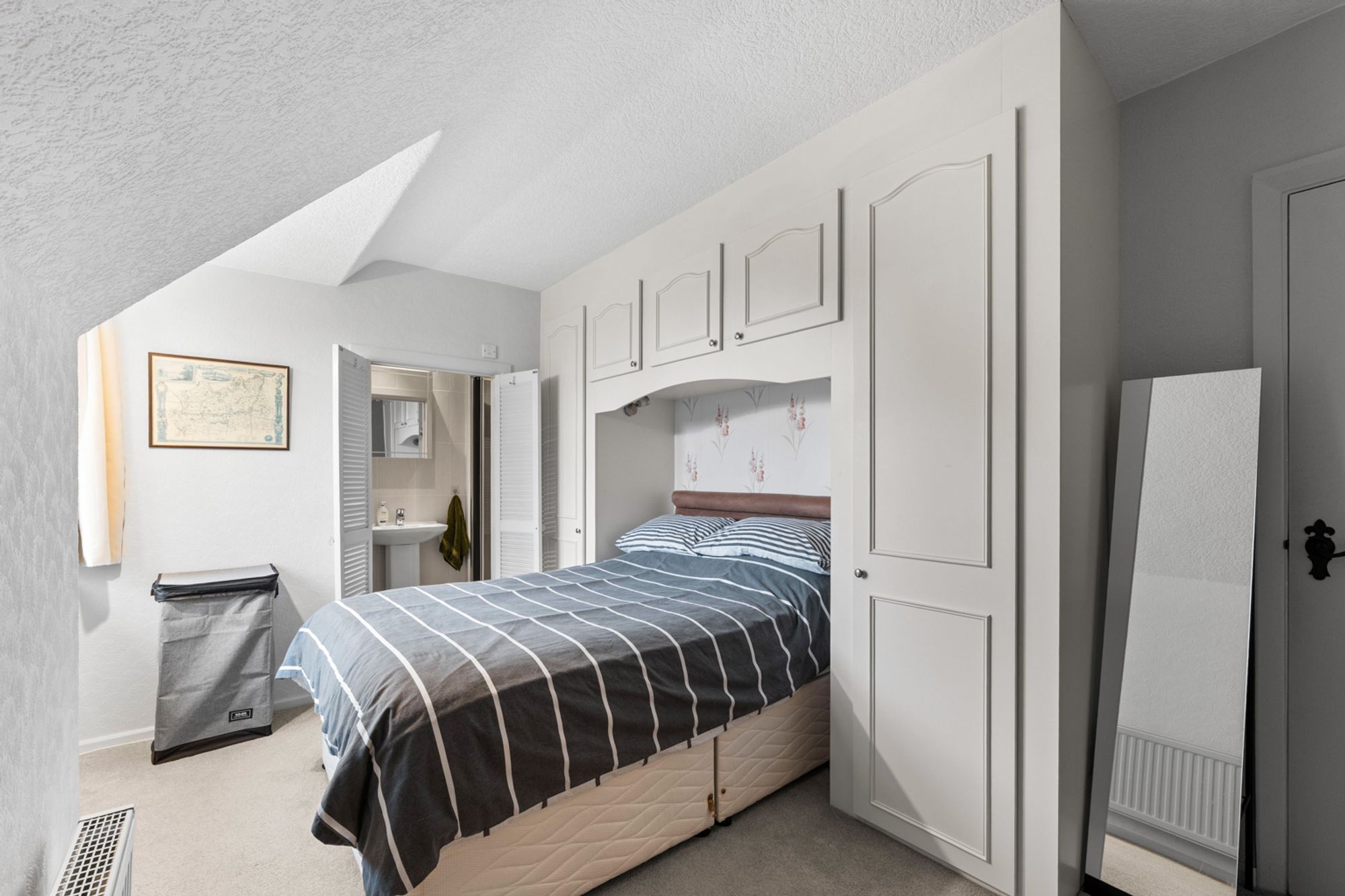 3 bed detached house for sale in Riddlesdown Road, Purley, CR8 - Property Image 12