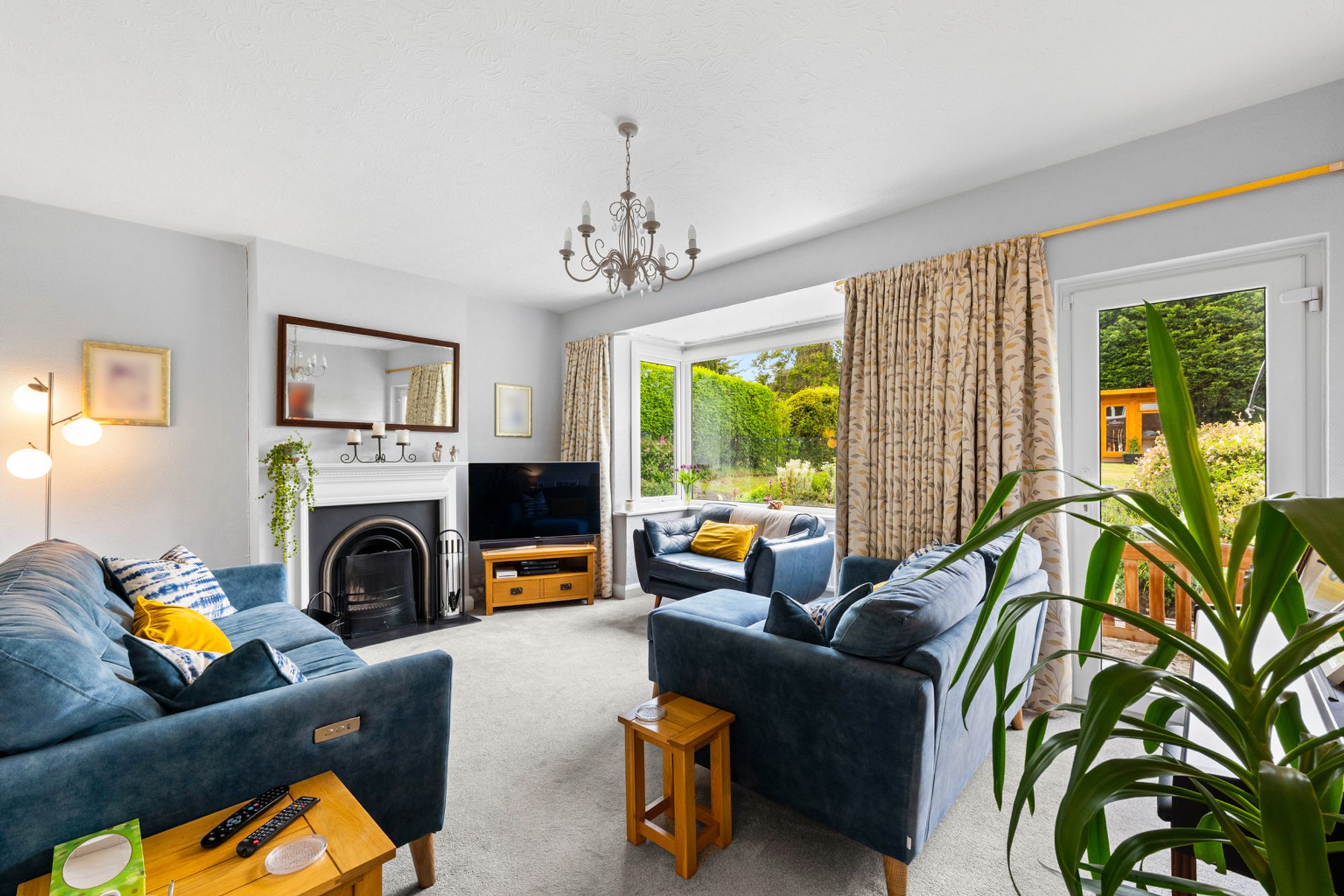 3 bed detached house for sale in Riddlesdown Road, Purley, CR8 - Property Image 3