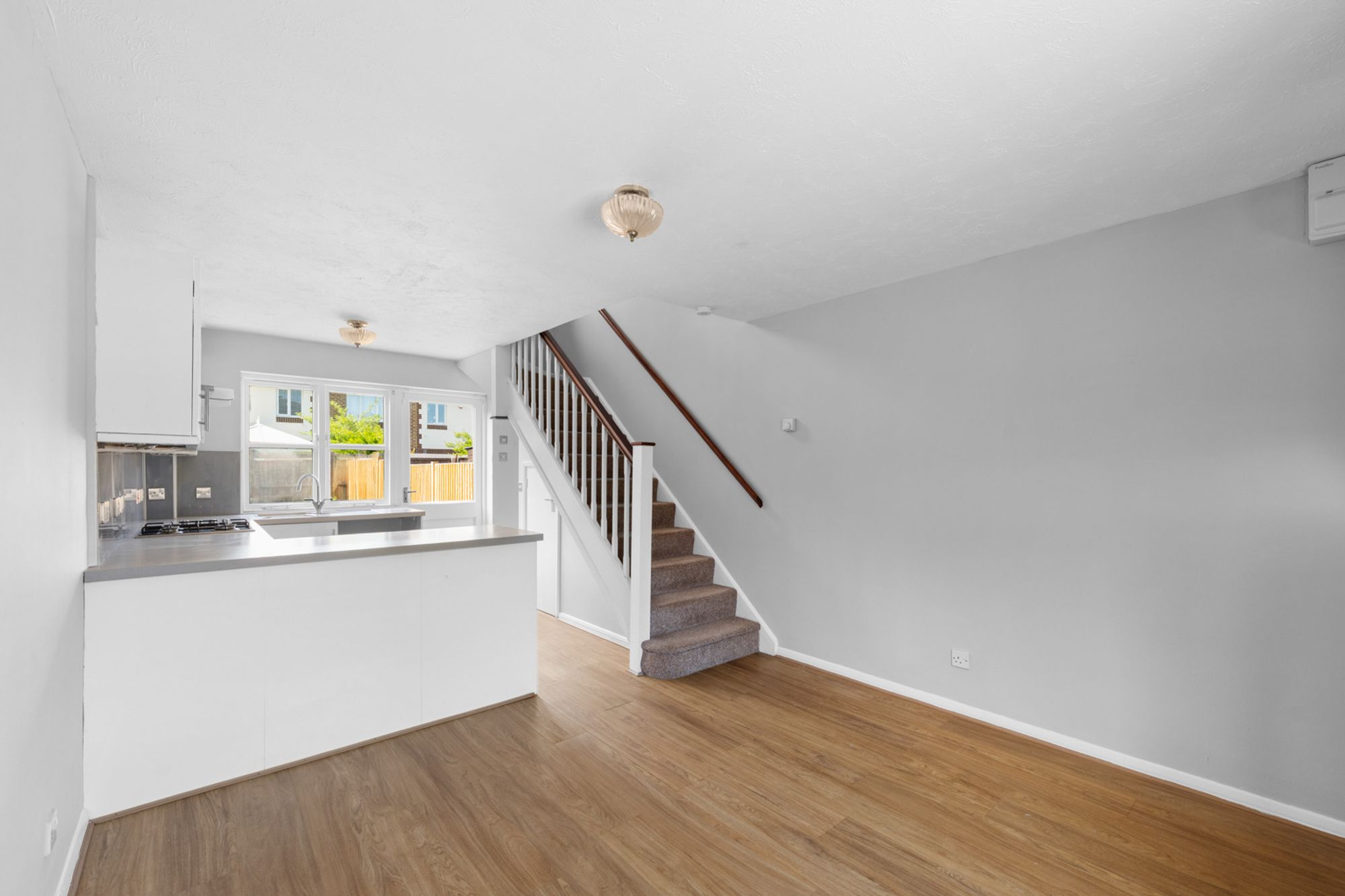 1 bed end of terrace house for sale in St. Peters Close, Swanscombe, DA10  - Property Image 15