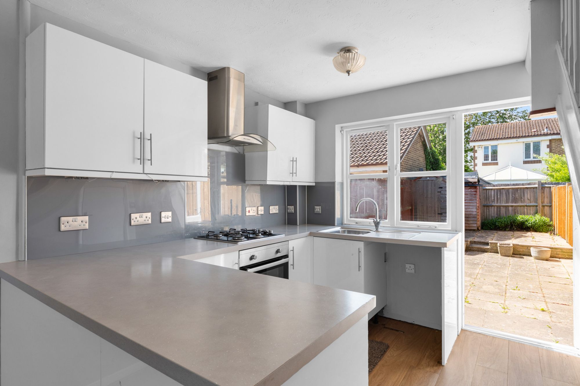 1 bed end of terrace house for sale in St. Peters Close, Swanscombe, DA10  - Property Image 14