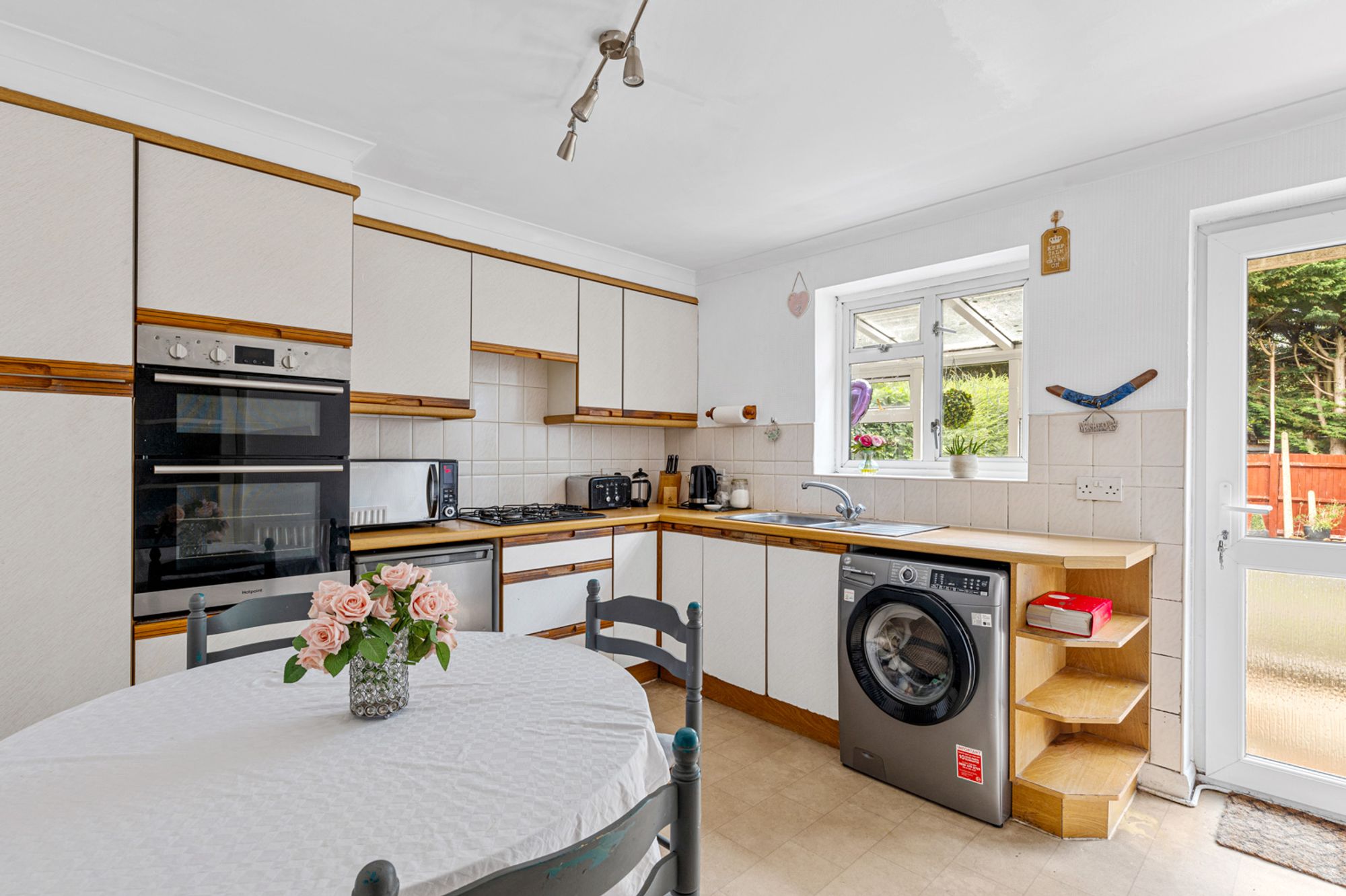 2 bed maisonette for sale in Crewes Lane, Warlingham, CR6  - Property Image 12