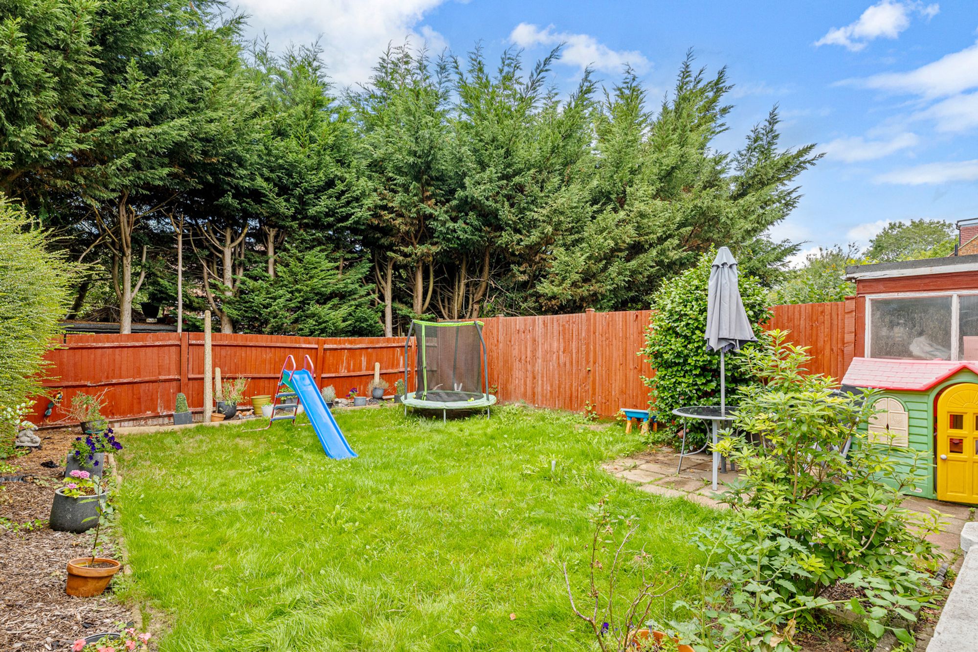 2 bed maisonette for sale in Crewes Lane, Warlingham, CR6  - Property Image 2