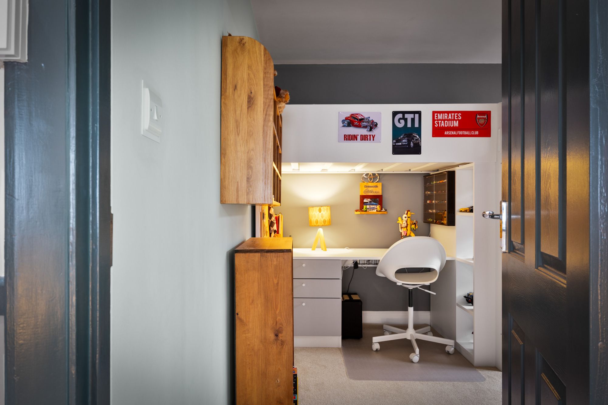 3 bed semi-detached house for sale in Hyde Road, South Croydon, CR2  - Property Image 9