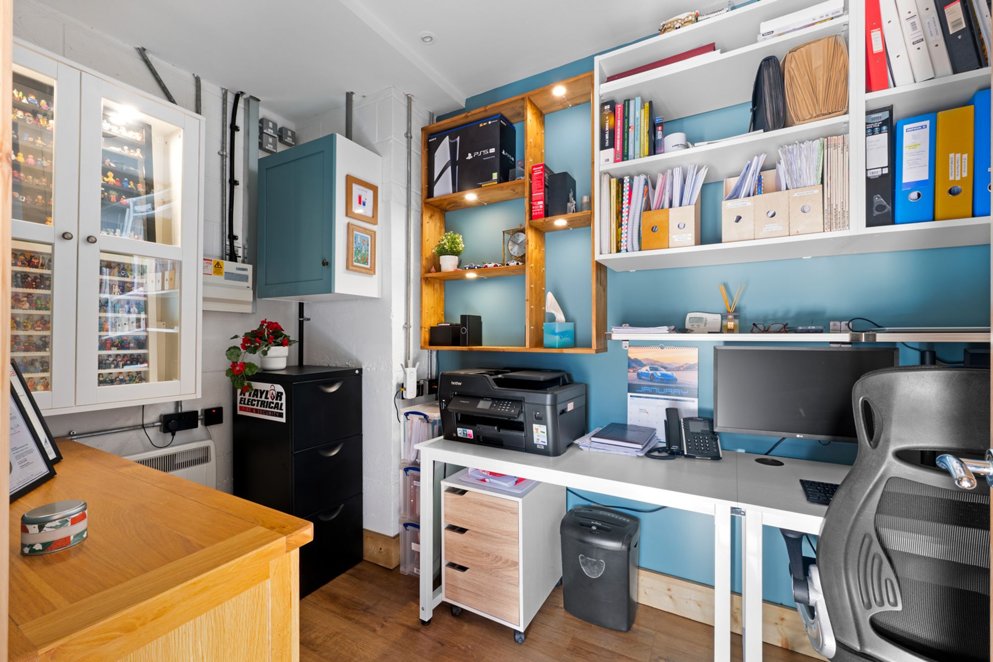 3 bed semi-detached house for sale in Hyde Road, South Croydon, CR2  - Property Image 37