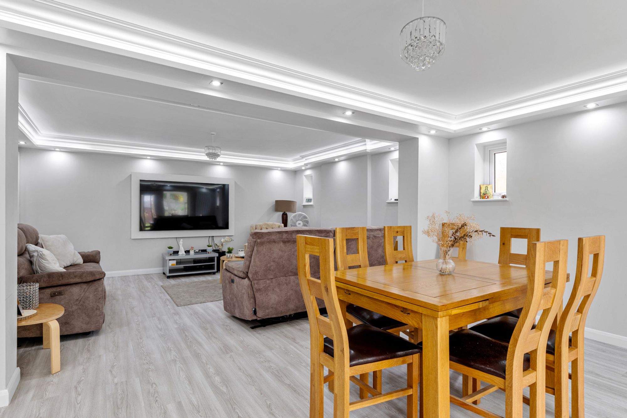 3 bed detached bungalow for sale in Kingswood Lane, Warlingham, CR6 - Property Image 6