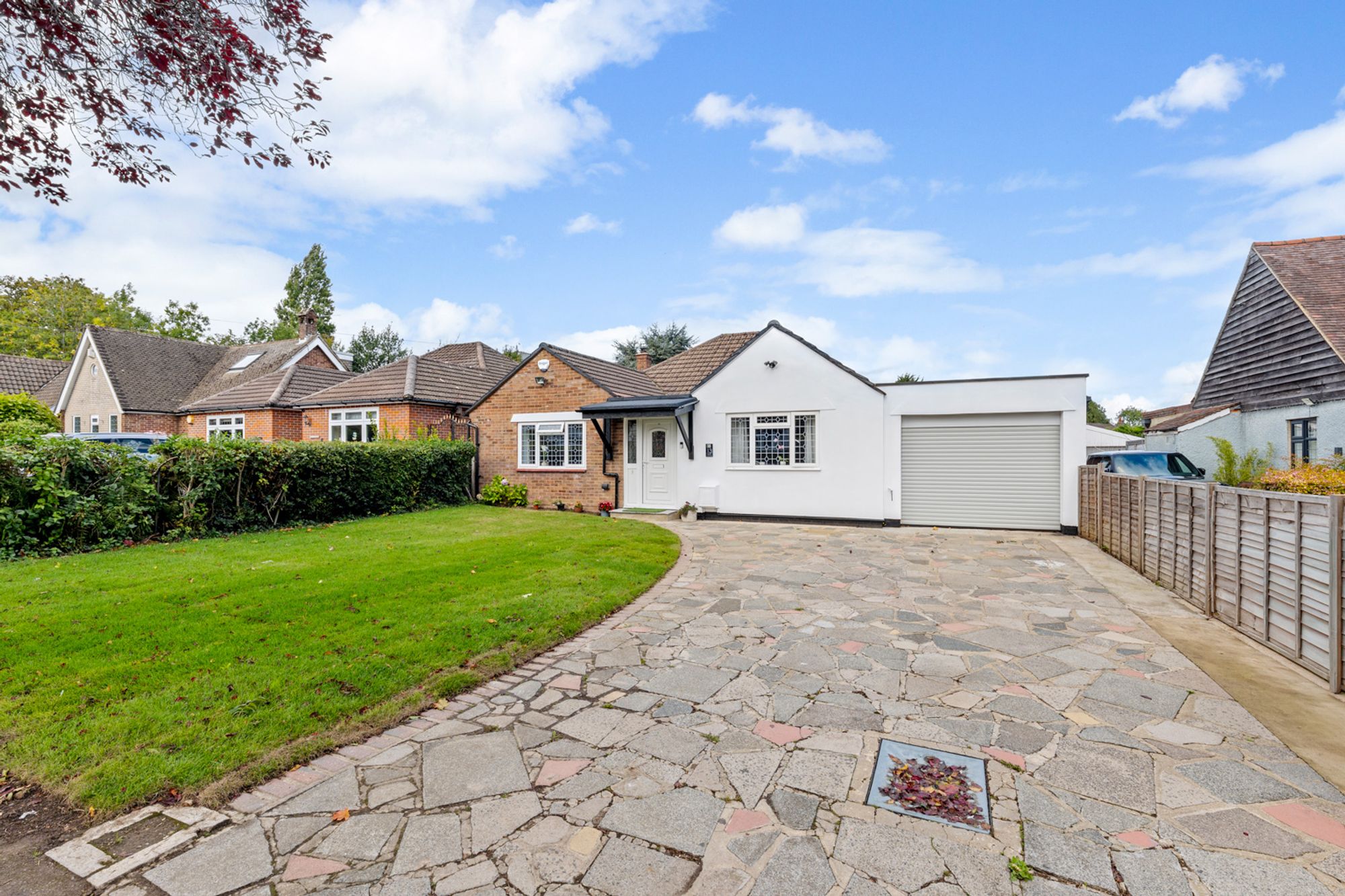 3 bed detached bungalow for sale in Kingswood Lane, Warlingham, CR6 - Property Image 3