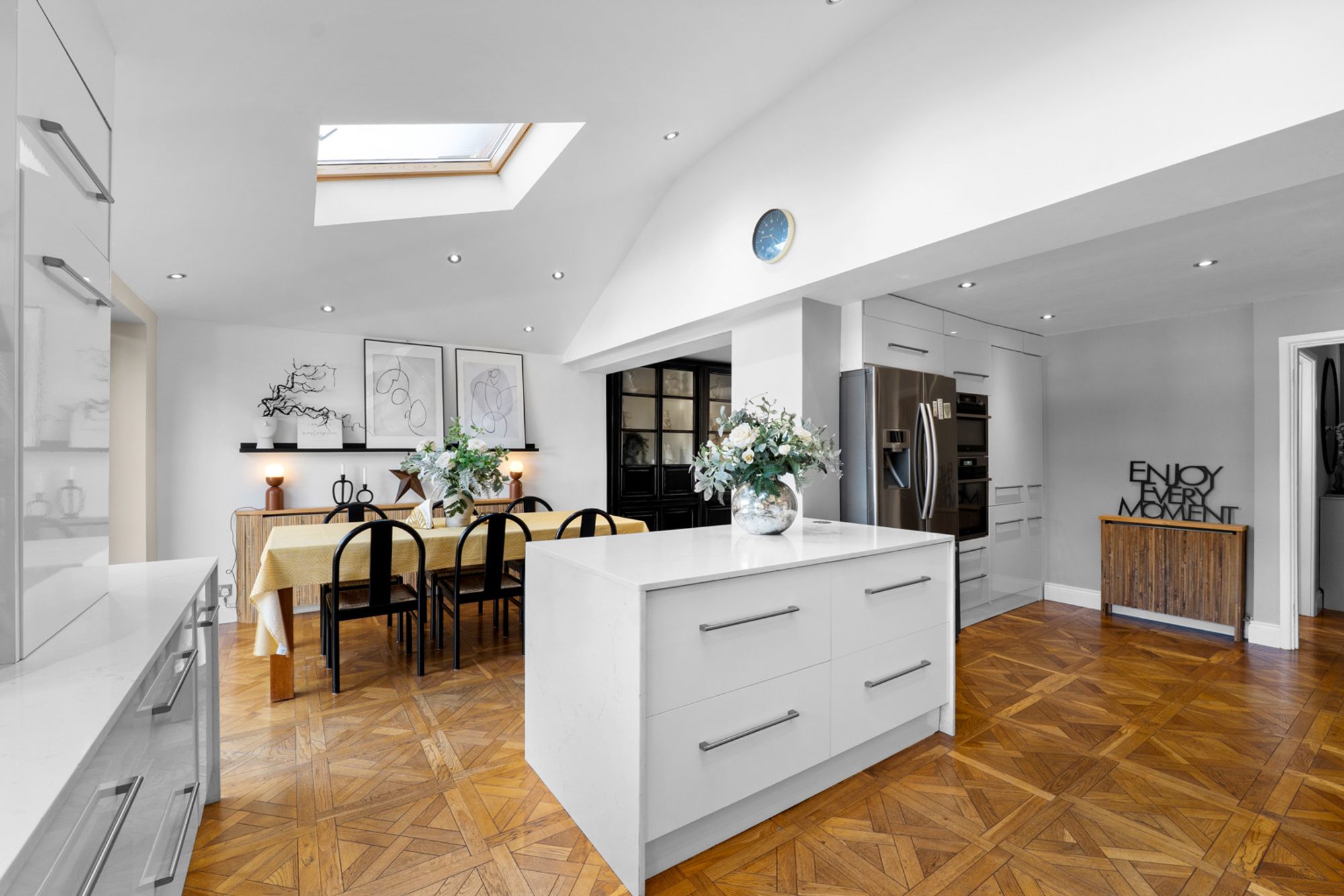 5 bed semi-detached house for sale in Claremont Close, South Croydon, CR2 - Property Image 2