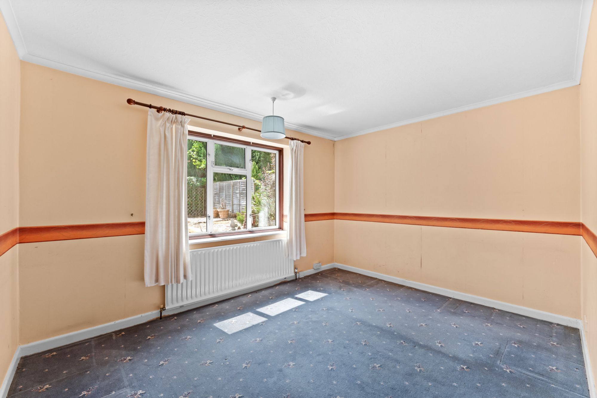 2 bed semi-detached bungalow for sale in Croham Valley Road, South Croydon, CR2  - Property Image 16