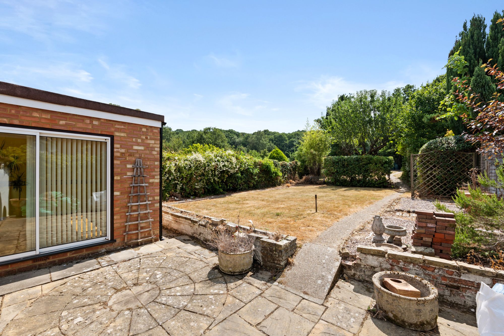 2 bed semi-detached bungalow for sale in Croham Valley Road, South Croydon, CR2  - Property Image 17