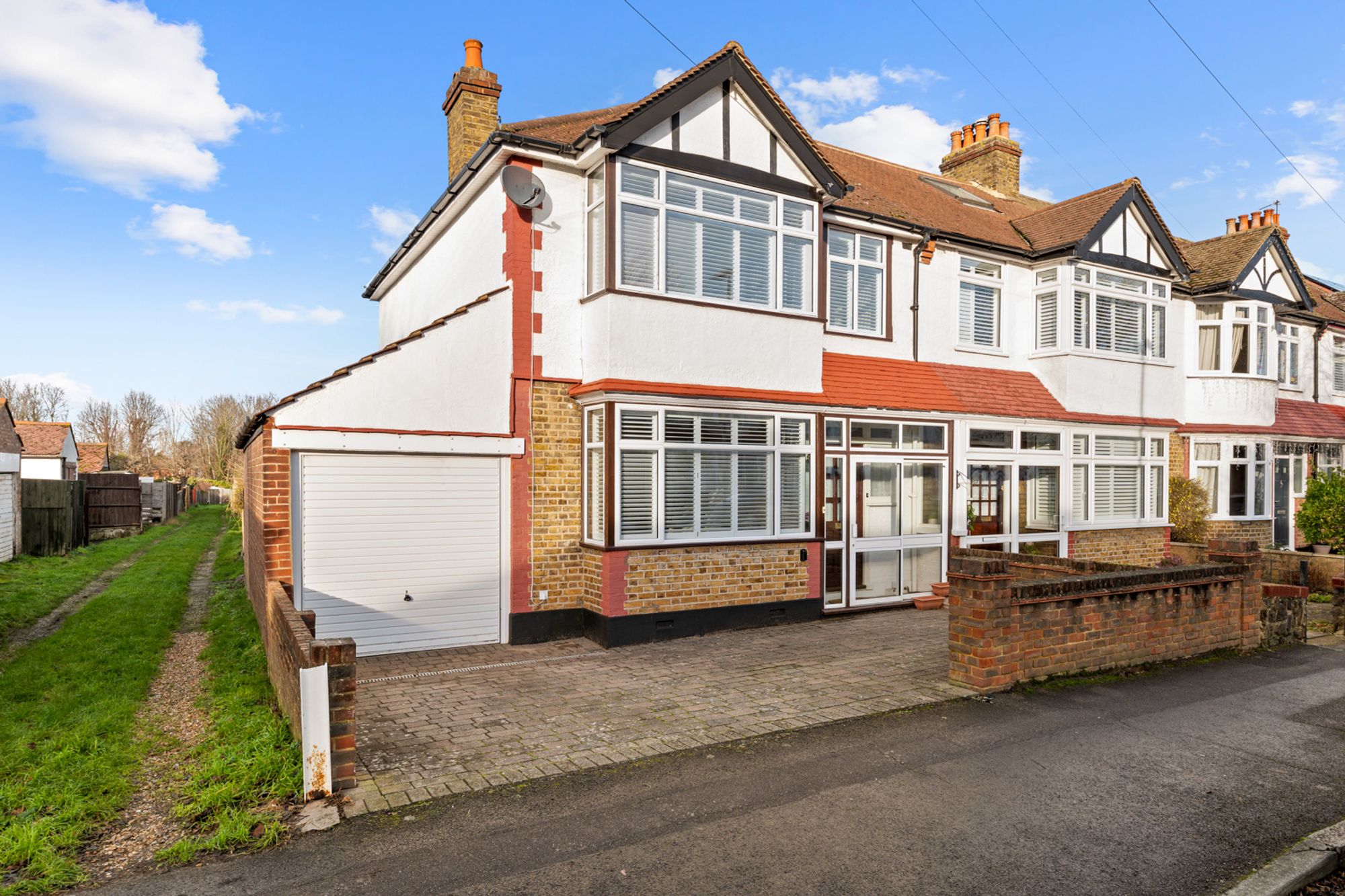 3 bed end of terrace house for sale in Godalming Avenue, Wallington, SM6  - Property Image 15