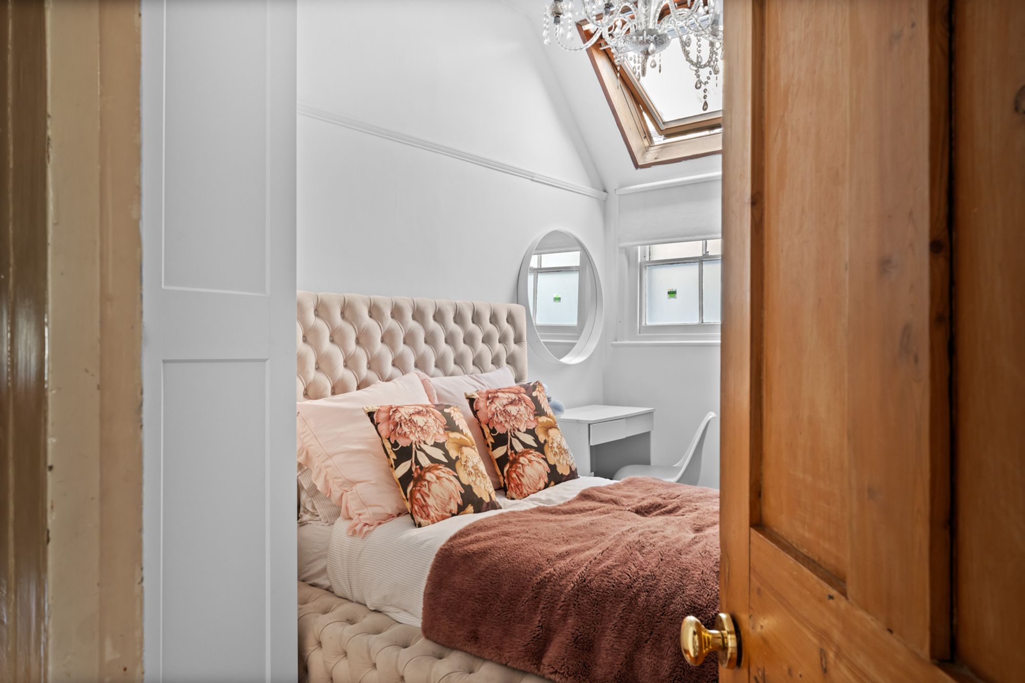 3 bed link detached house for sale in Bramley Hill, South Croydon, CR2  - Property Image 10