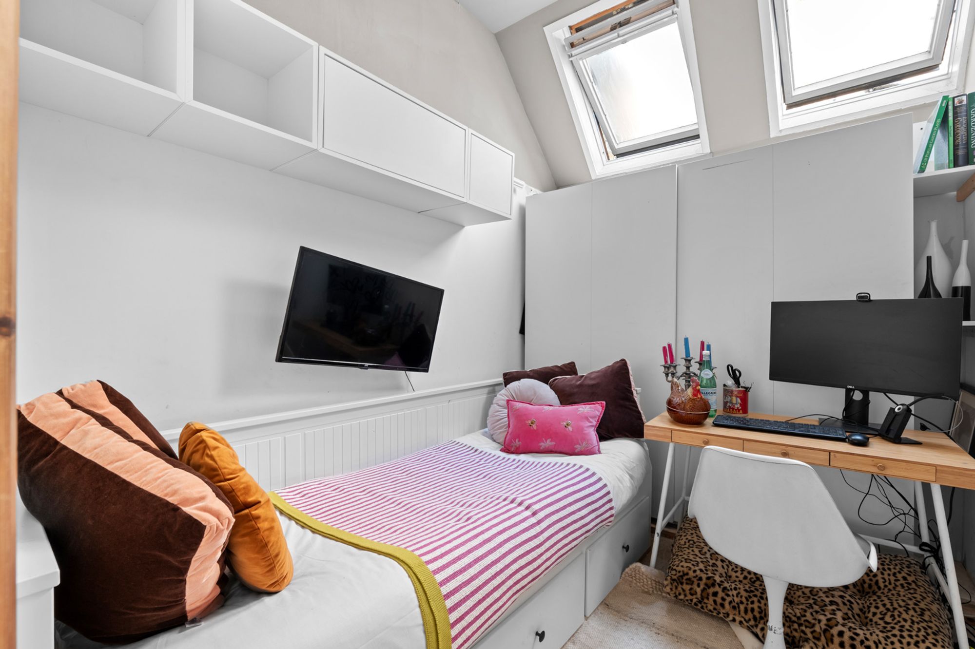 3 bed link detached house for sale in Bramley Hill, South Croydon, CR2  - Property Image 6