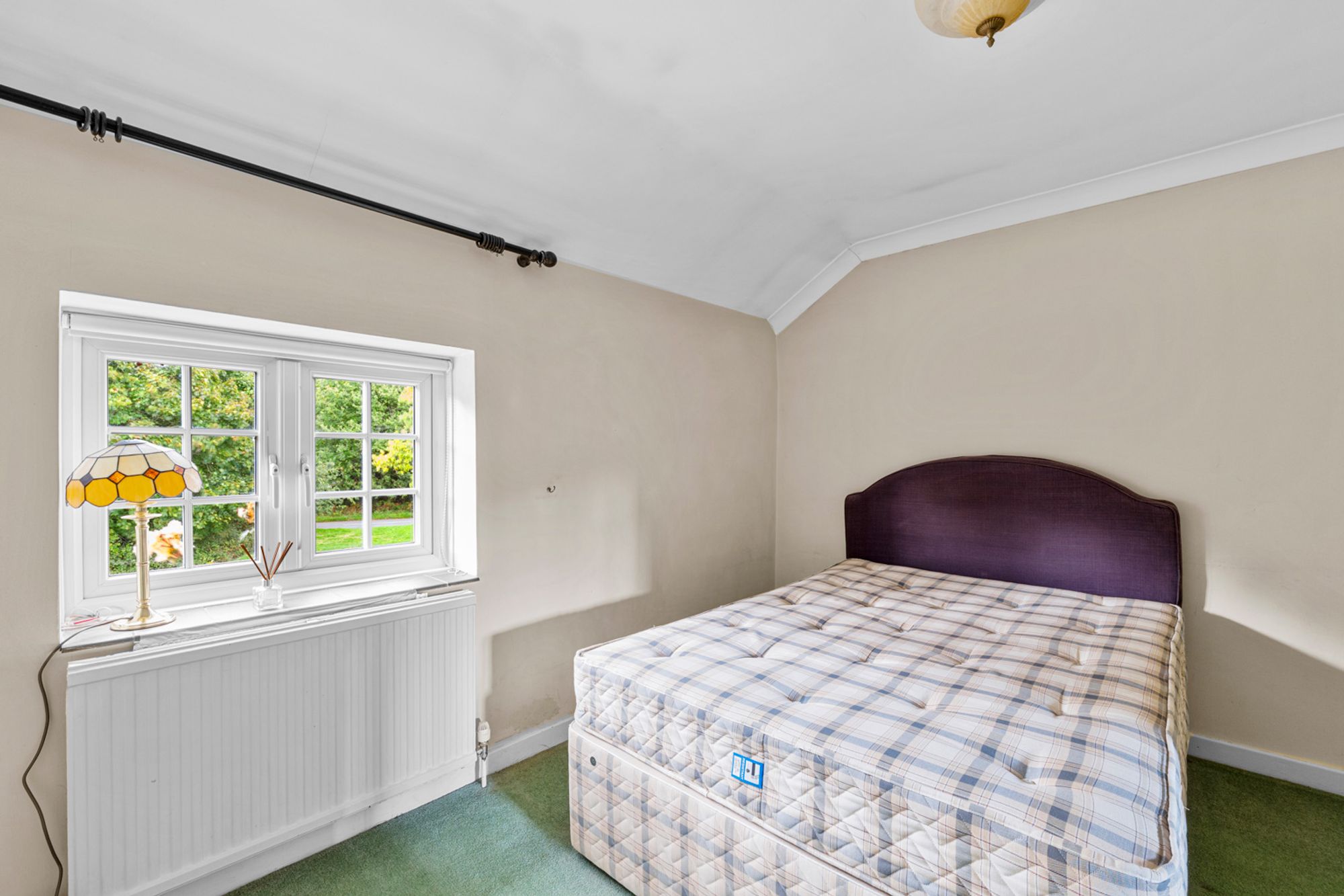 2 bed mid-terraced house for sale in Stoneleigh Road, Oxted, RH8  - Property Image 11