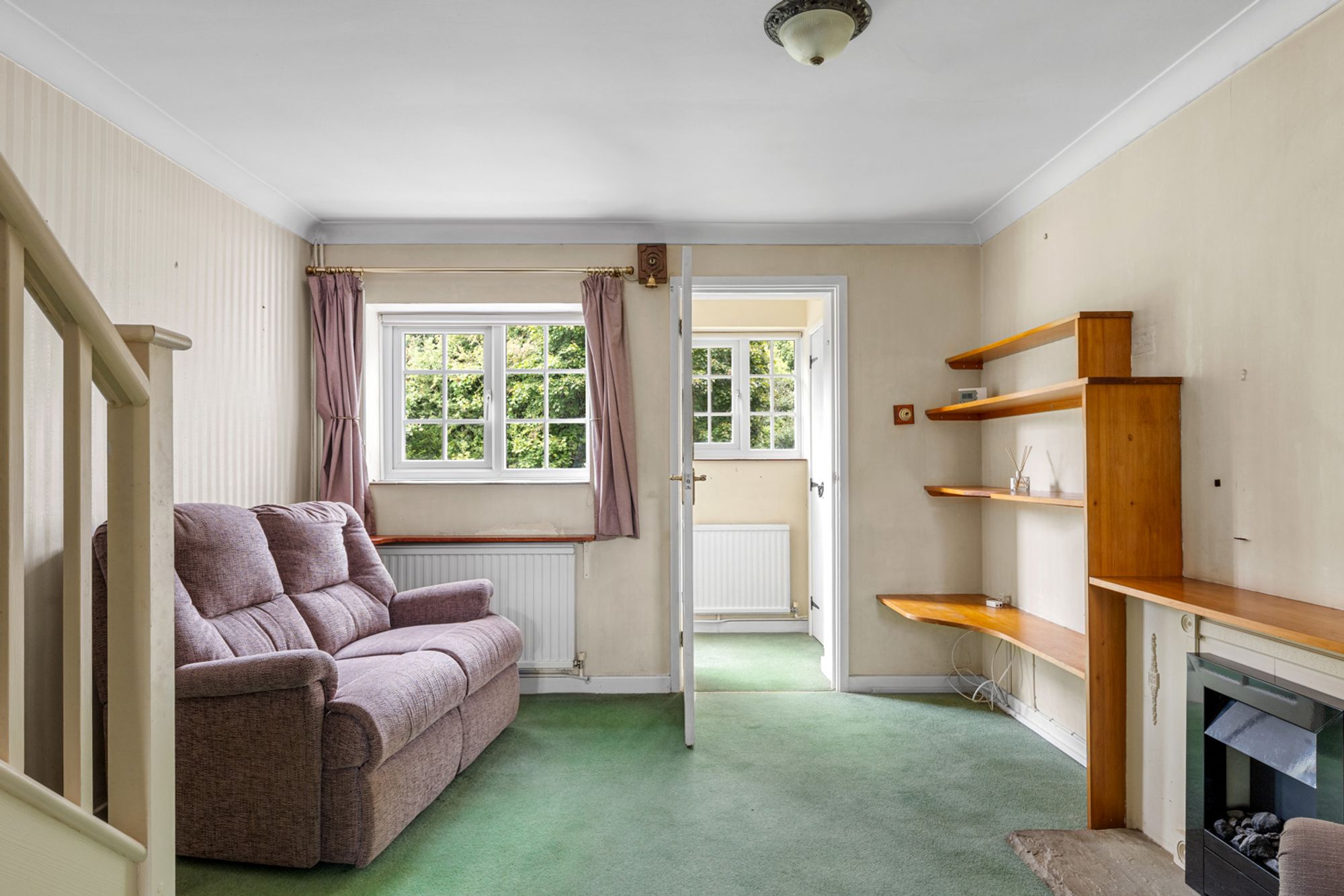 2 bed mid-terraced house for sale in Stoneleigh Road, Oxted, RH8  - Property Image 8