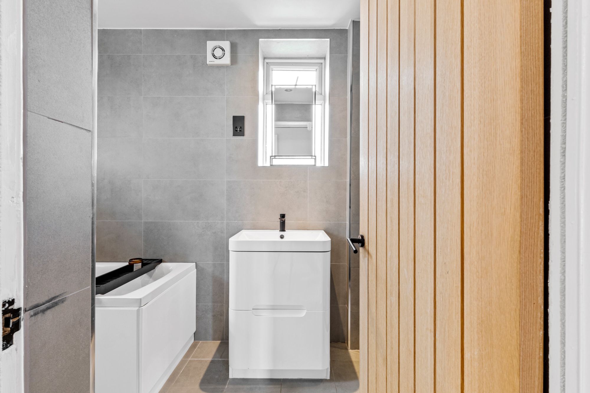 3 bed semi-detached house for sale in Wentworth Way, South Croydon, CR2 - Property Image 13