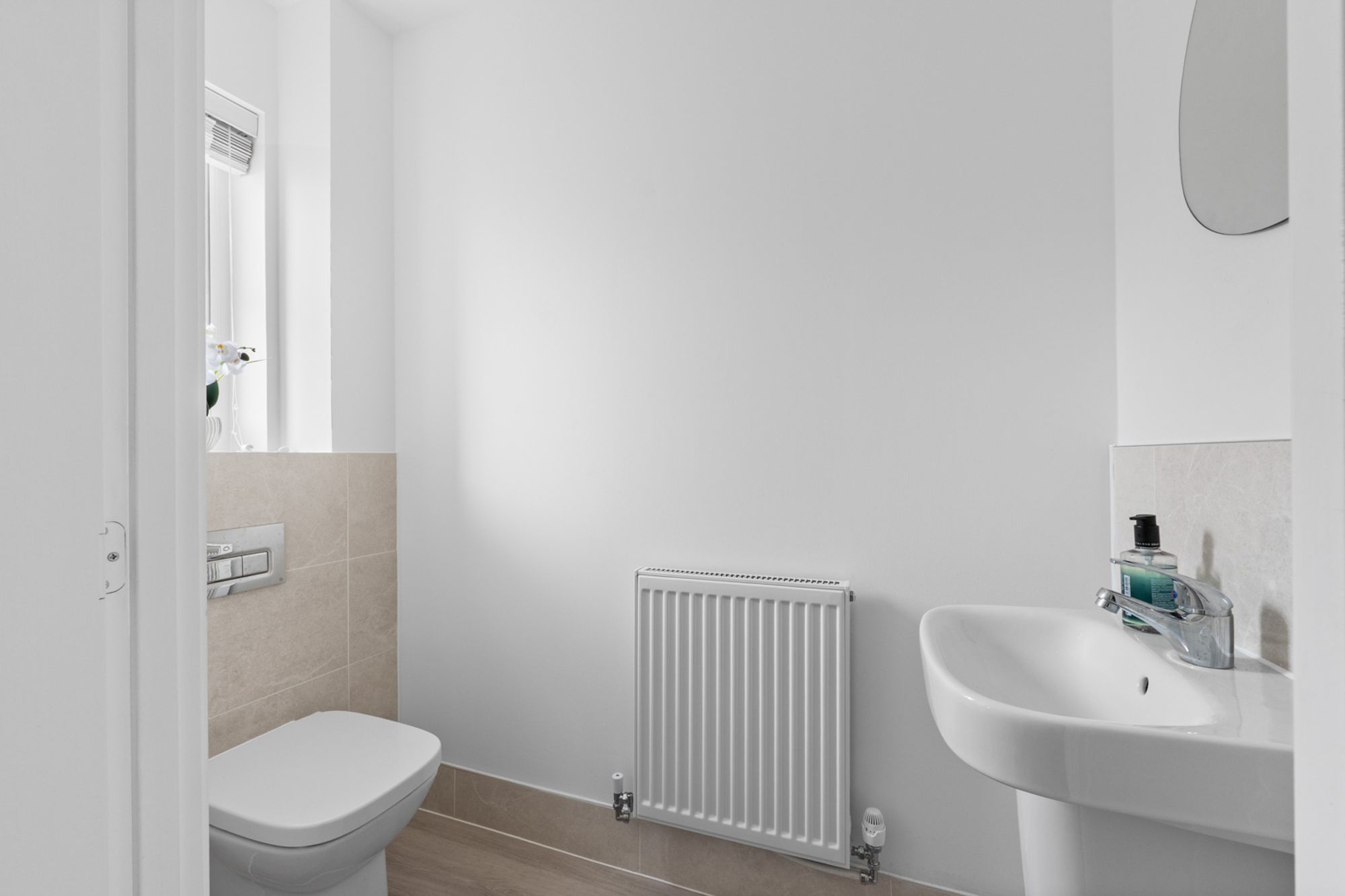 3 bed semi-detached house for sale in Swan Mews, Warlingham, CR6 - Property Image 6