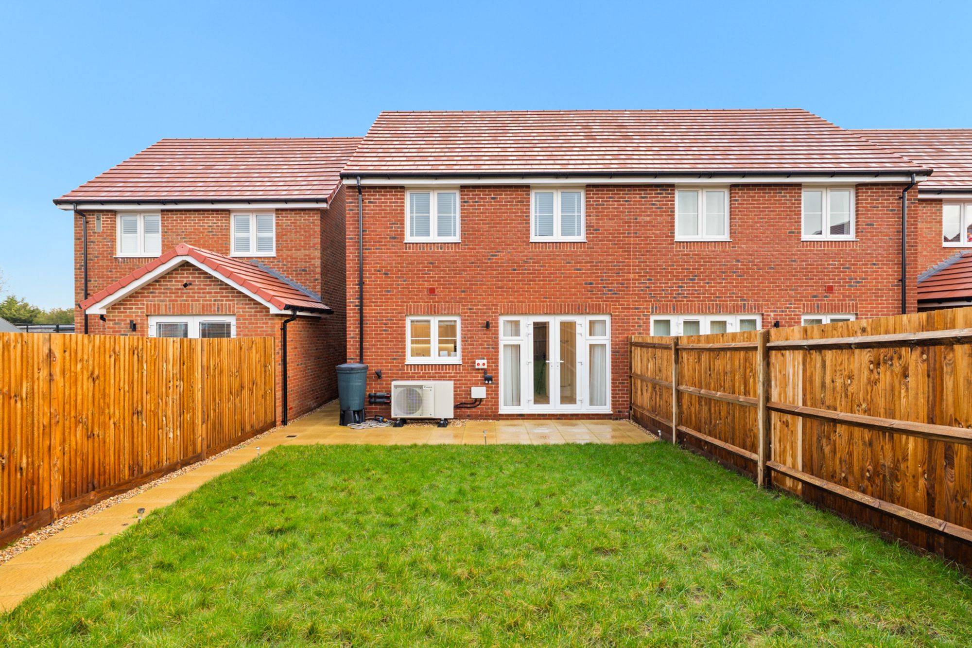 3 bed semi-detached house for sale in Swan Mews, Warlingham, CR6 - Property Image 8