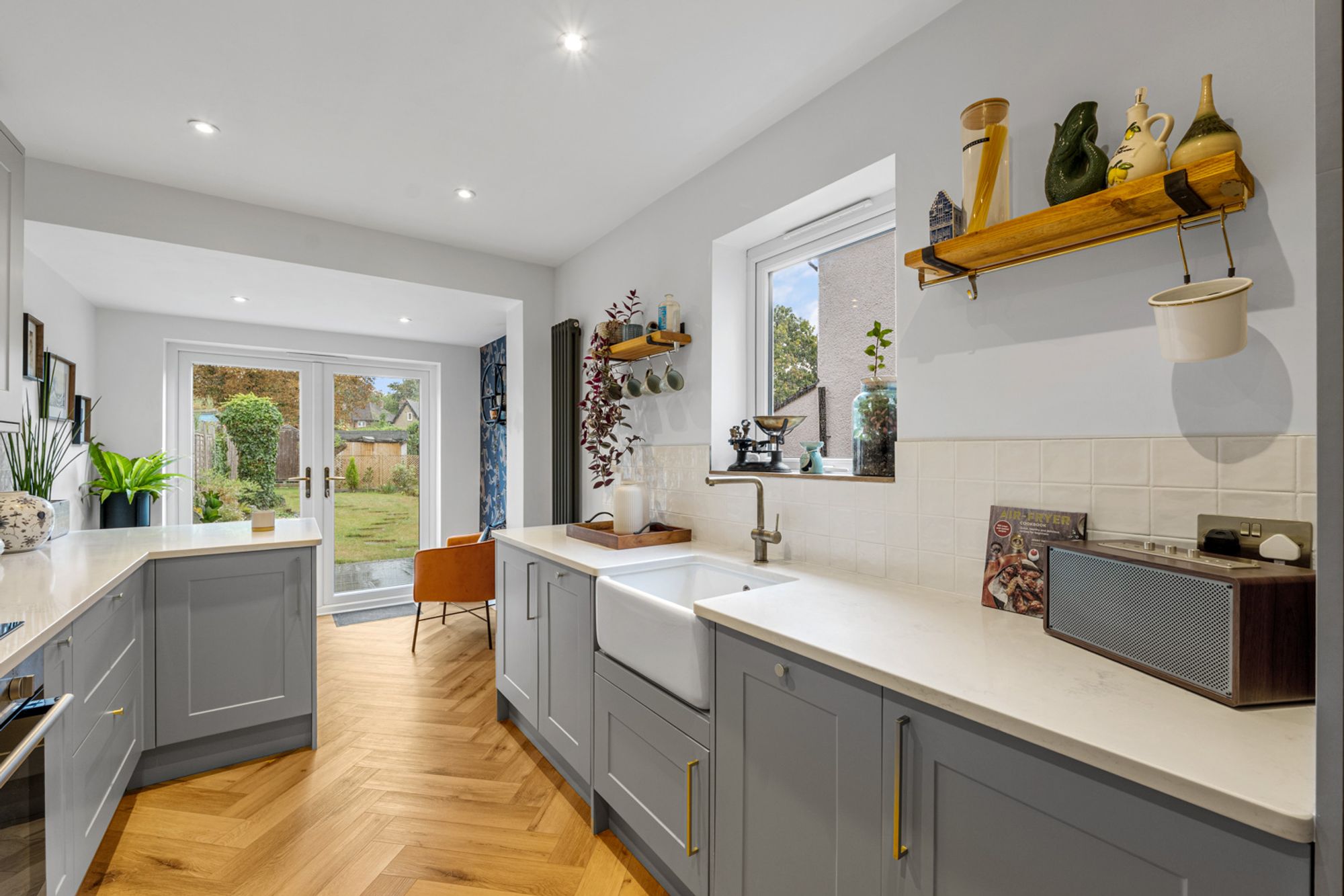 3 bed semi-detached house for sale in Broomhall Road, South Croydon, CR2 - Property Image 1