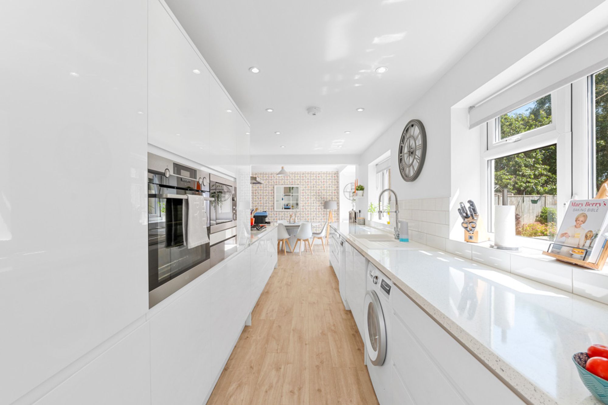 4 bed semi-detached house for sale in Hamsey Green Gardens, Warlingham, CR6  - Property Image 8