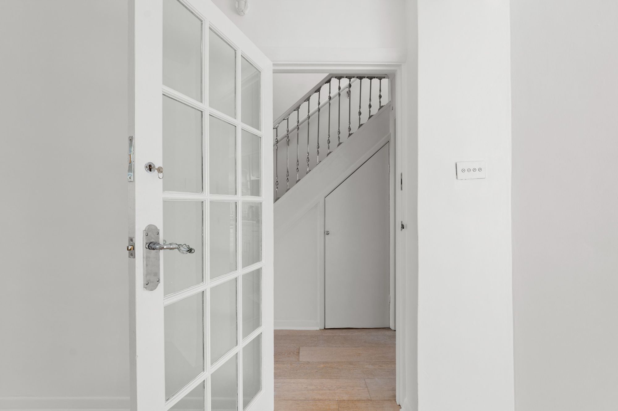 3 bed semi-detached house for sale in Hyde Road, South Croydon, CR2  - Property Image 7