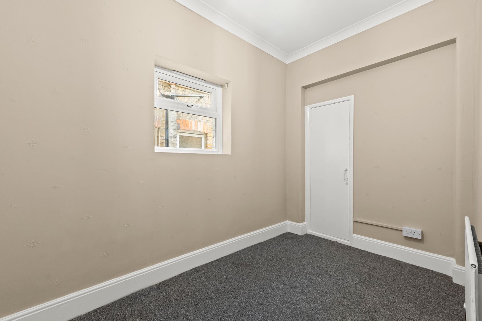 2 bed flat for sale in Avondale Road, South Croydon, CR2  - Property Image 19